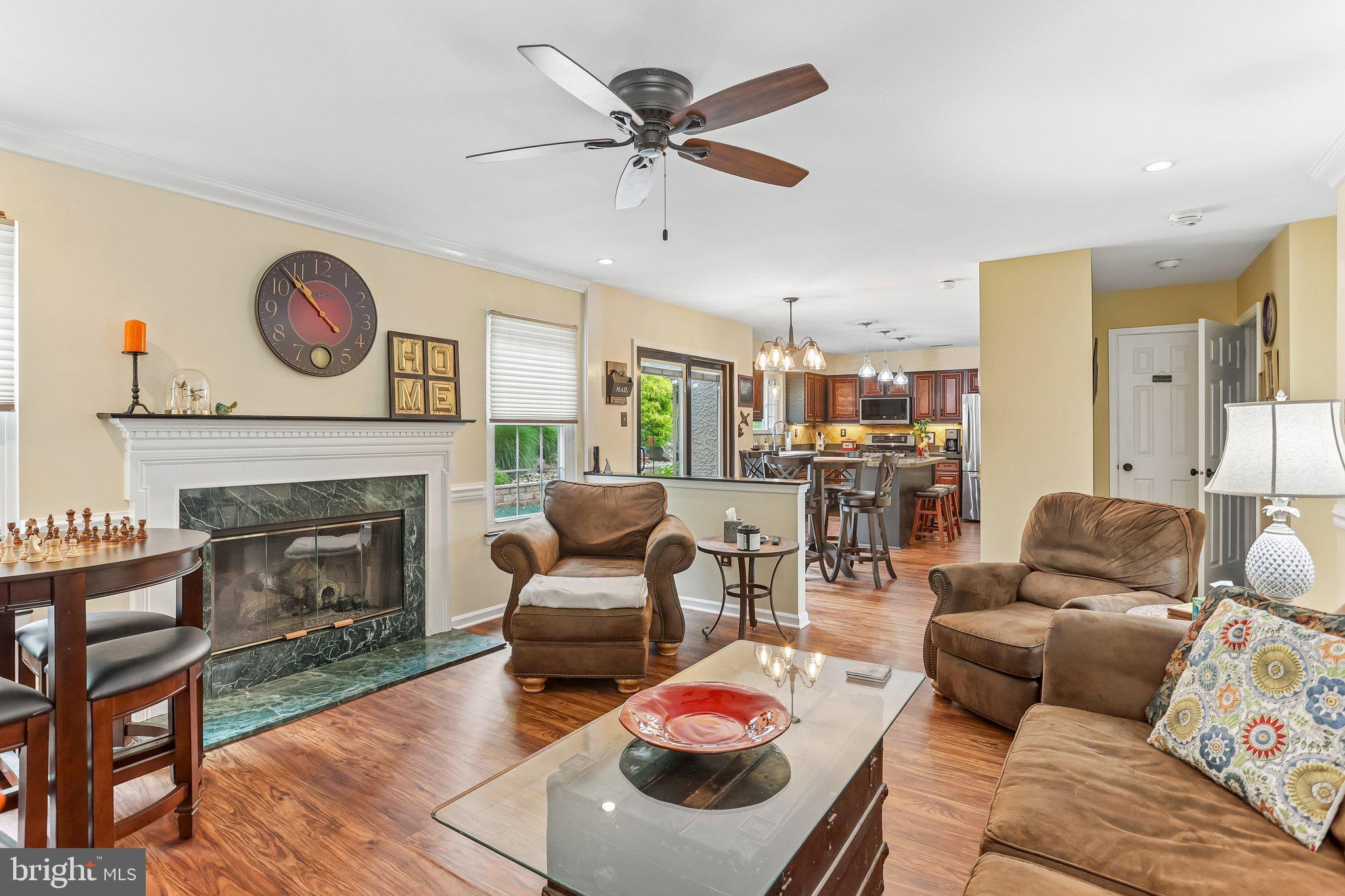 GARNET OAKS - Residential