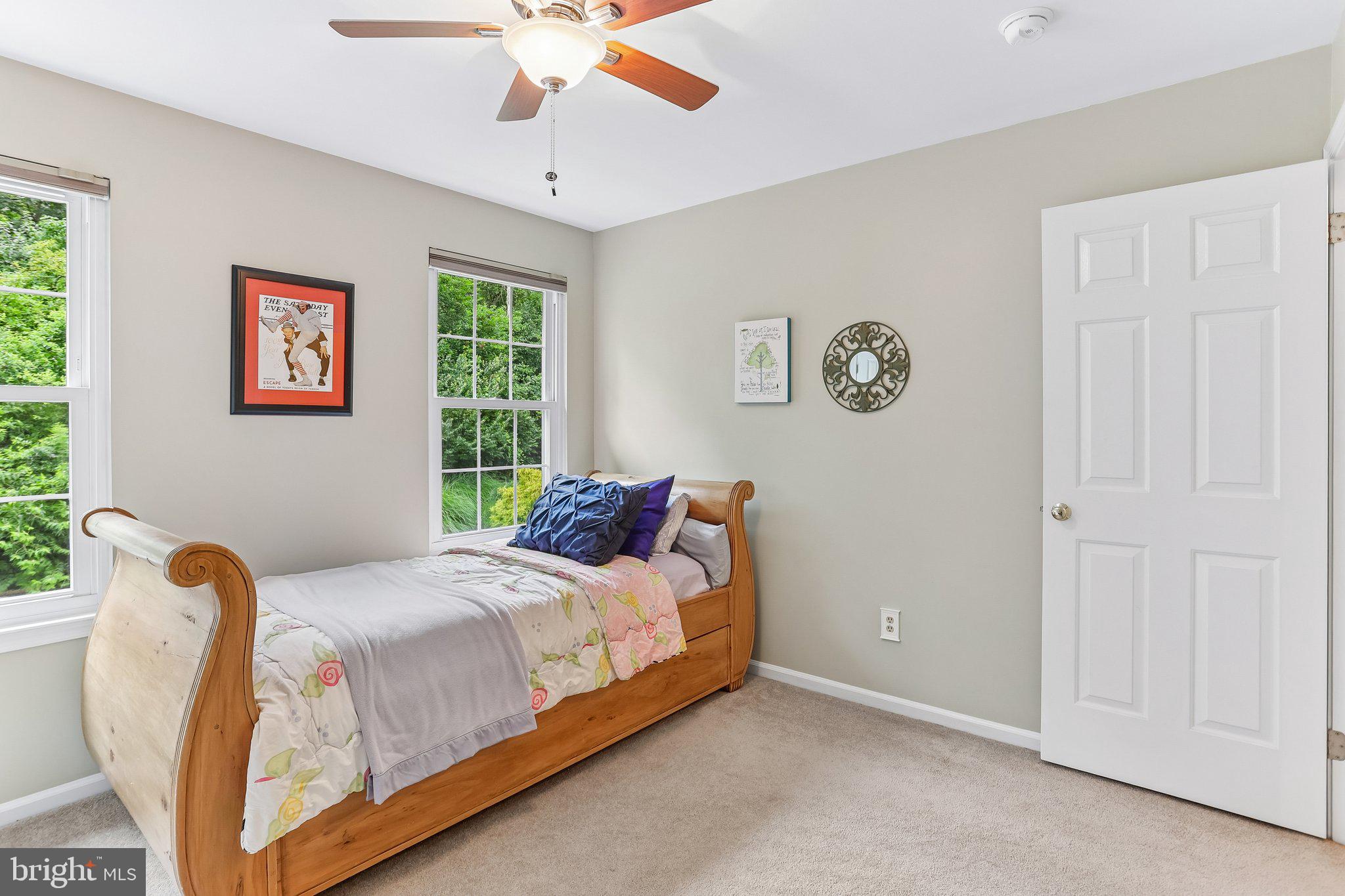 GARNET OAKS - Residential