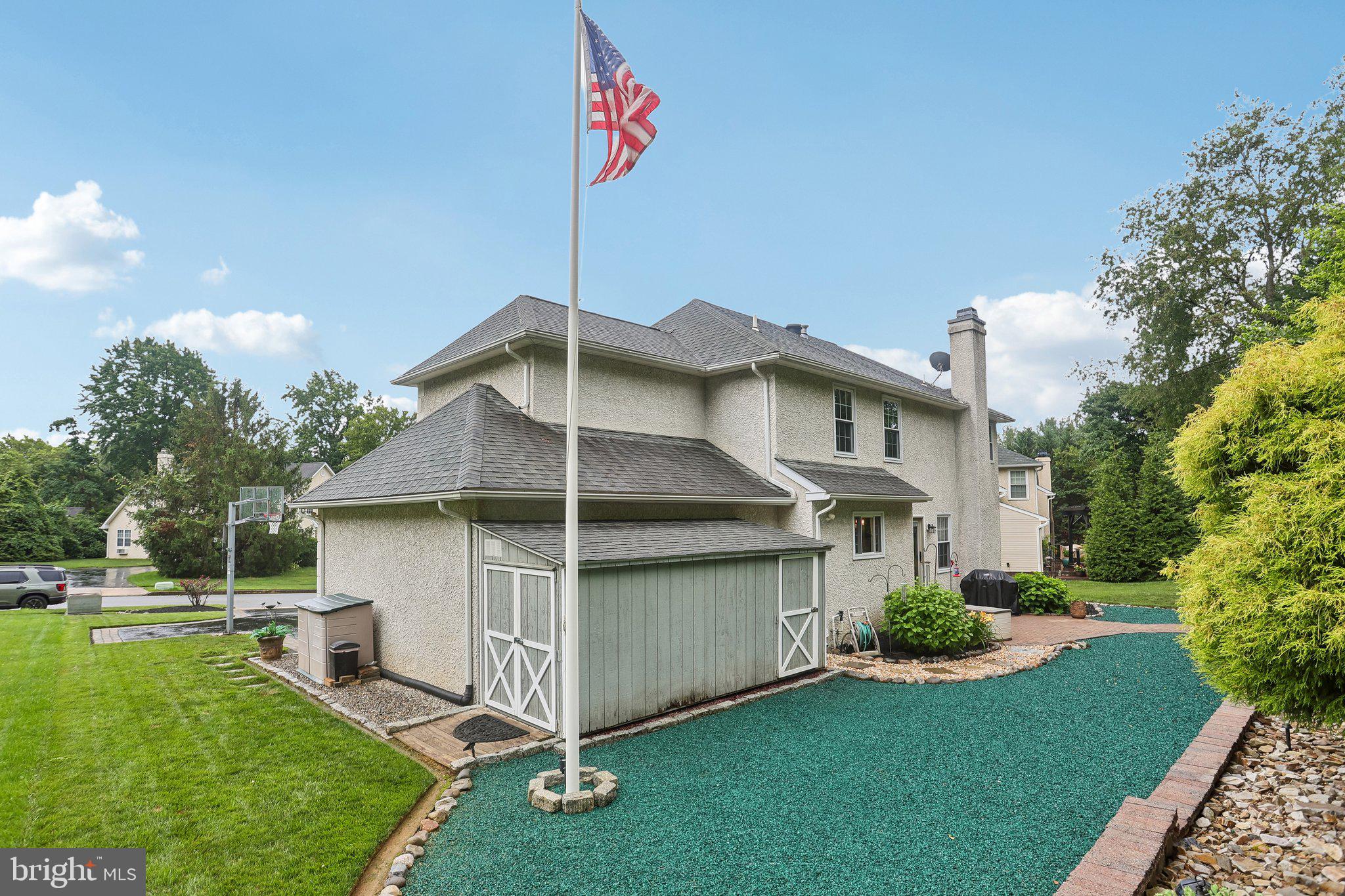 GARNET OAKS - Residential