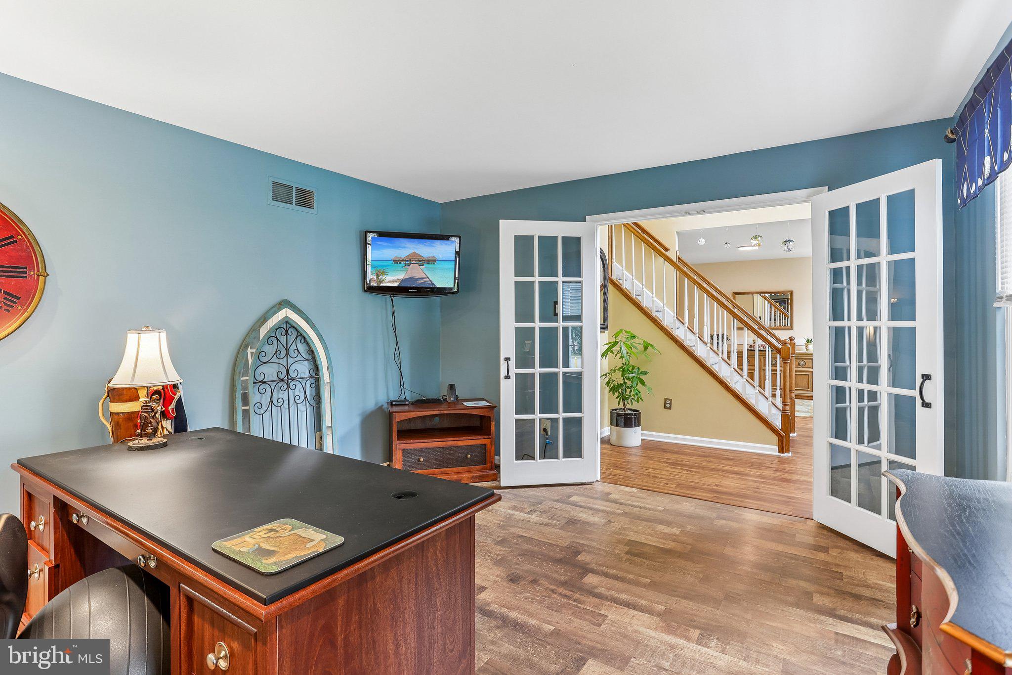 GARNET OAKS - Residential