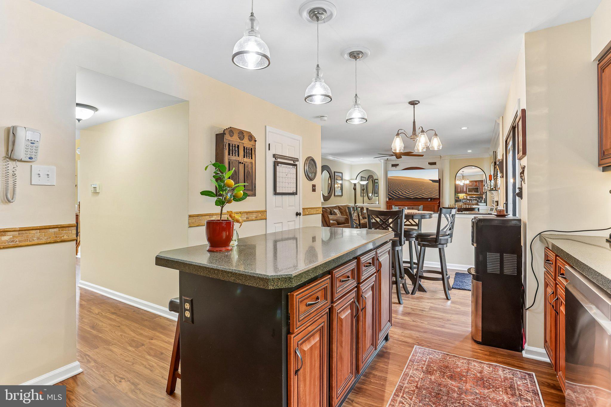 GARNET OAKS - Residential