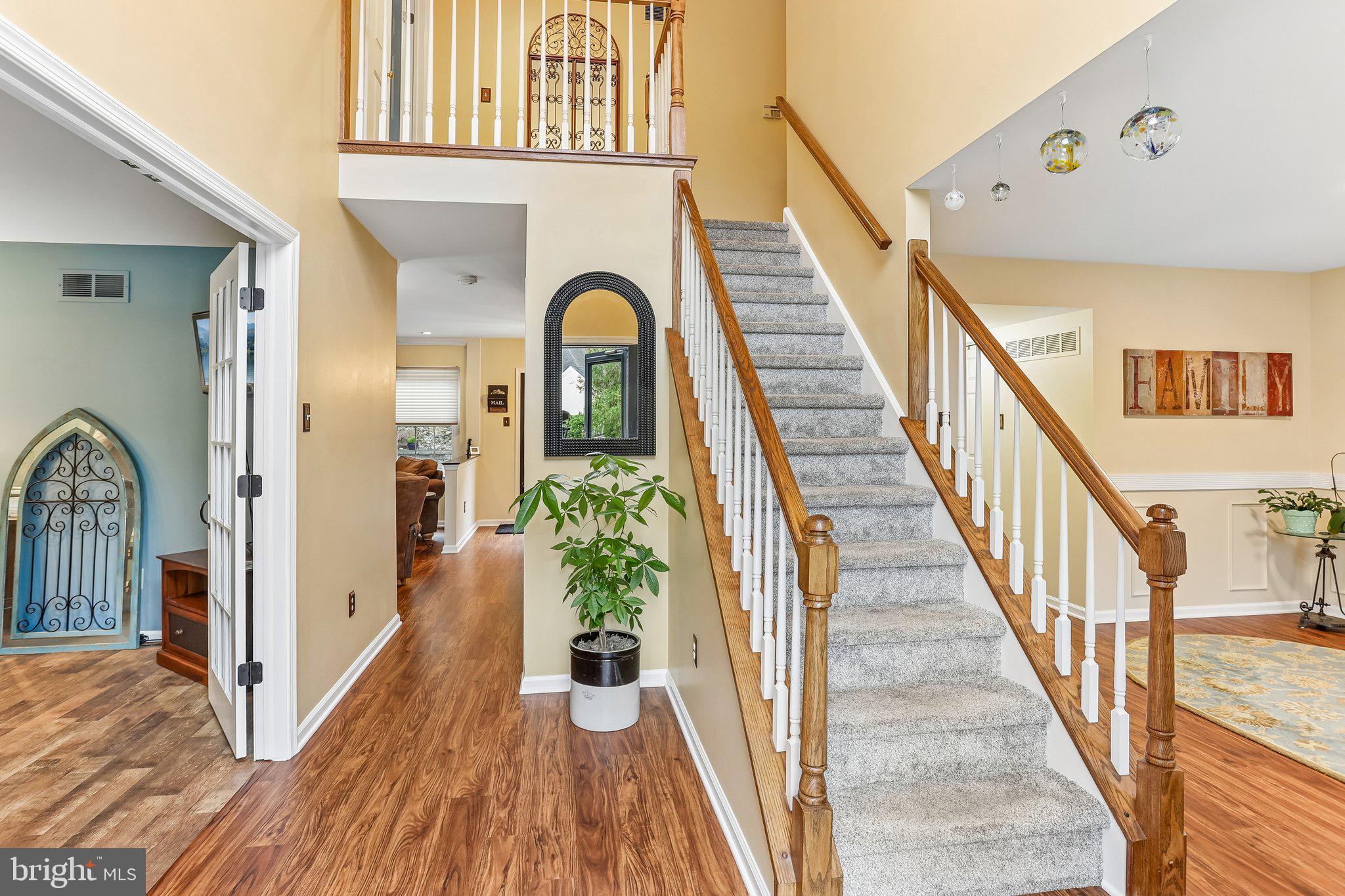 GARNET OAKS - Residential