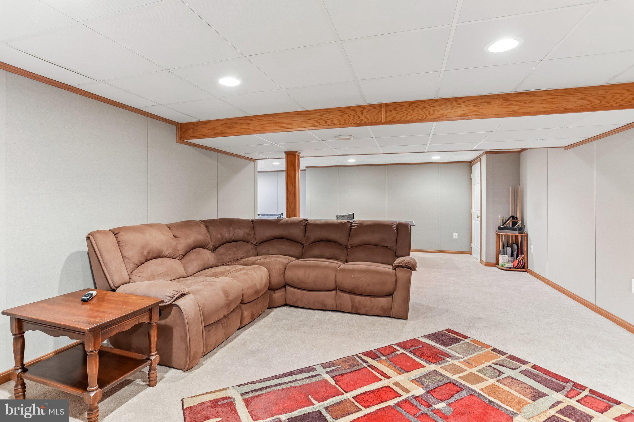 GARNET OAKS - Residential