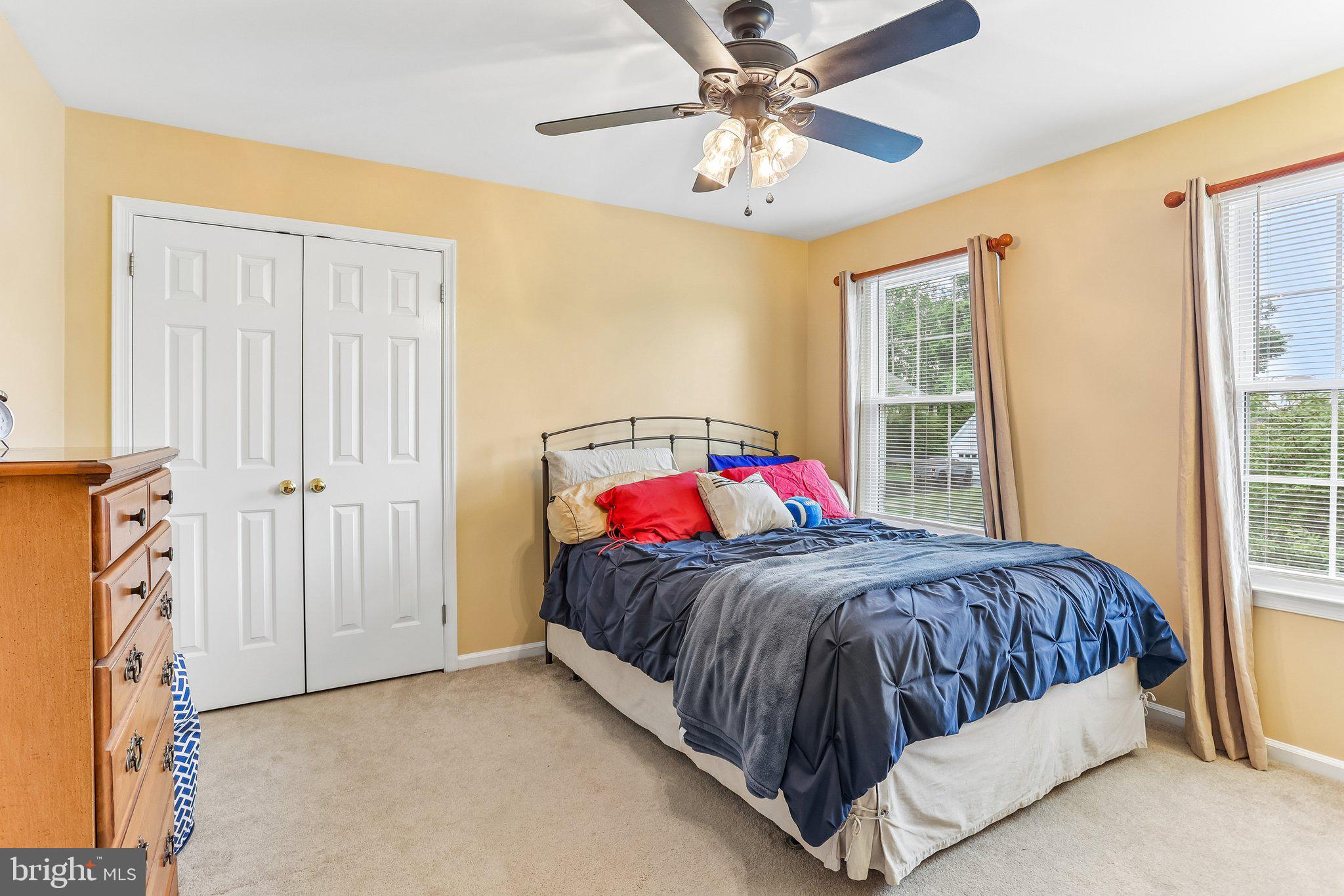 GARNET OAKS - Residential