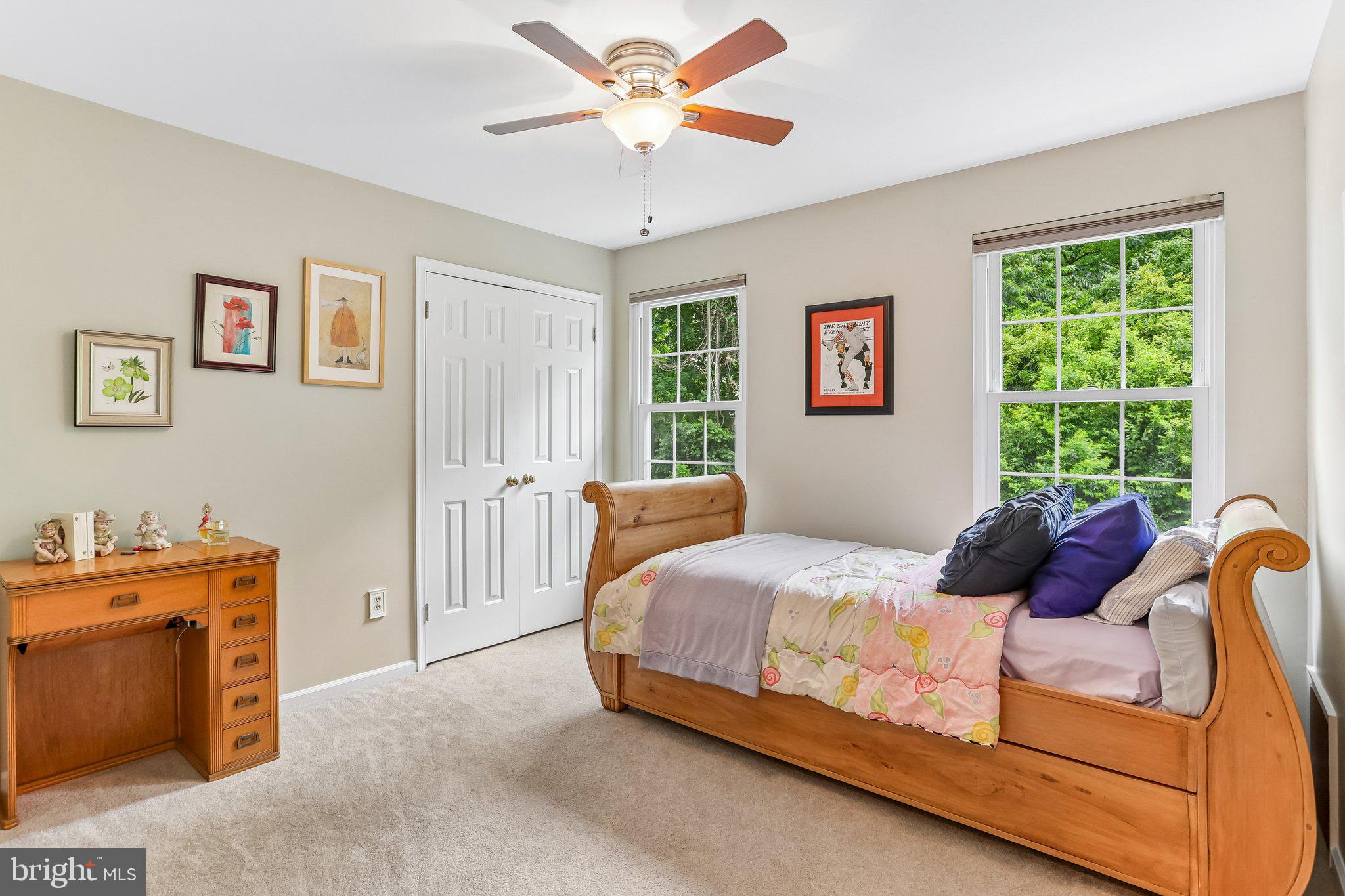 GARNET OAKS - Residential