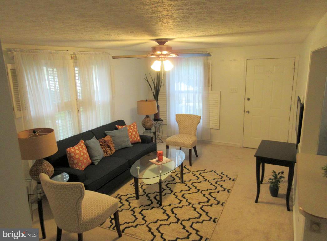 LODGE FOREST MANOR - Residential