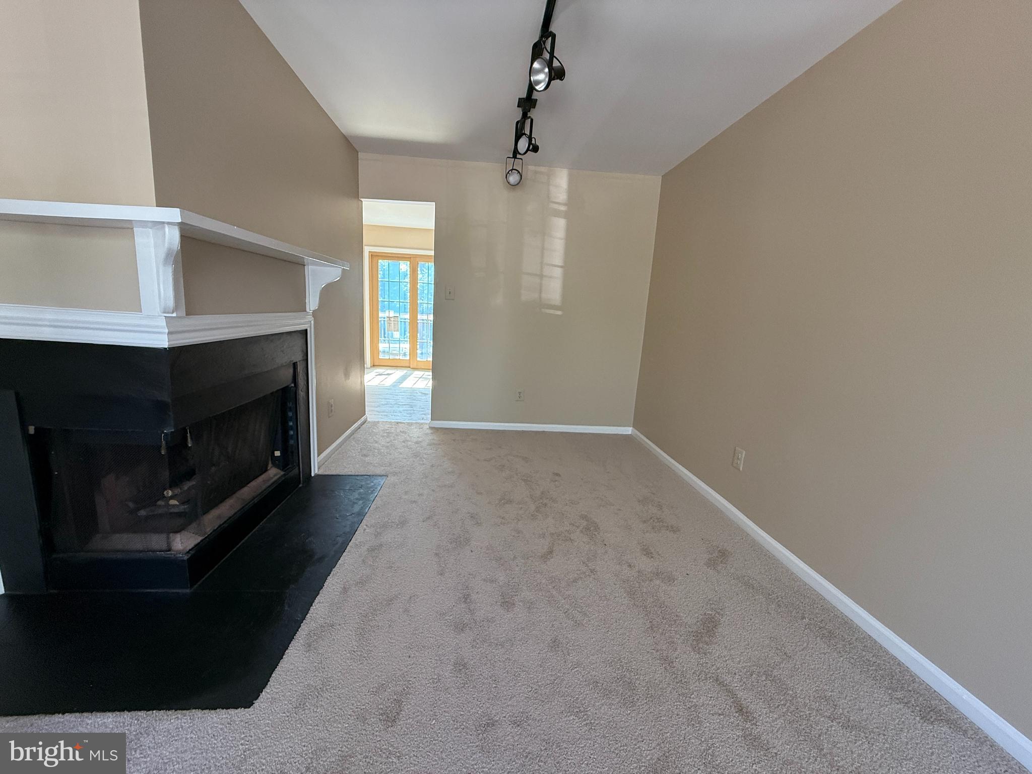 WINDING BROOK - Residential Lease