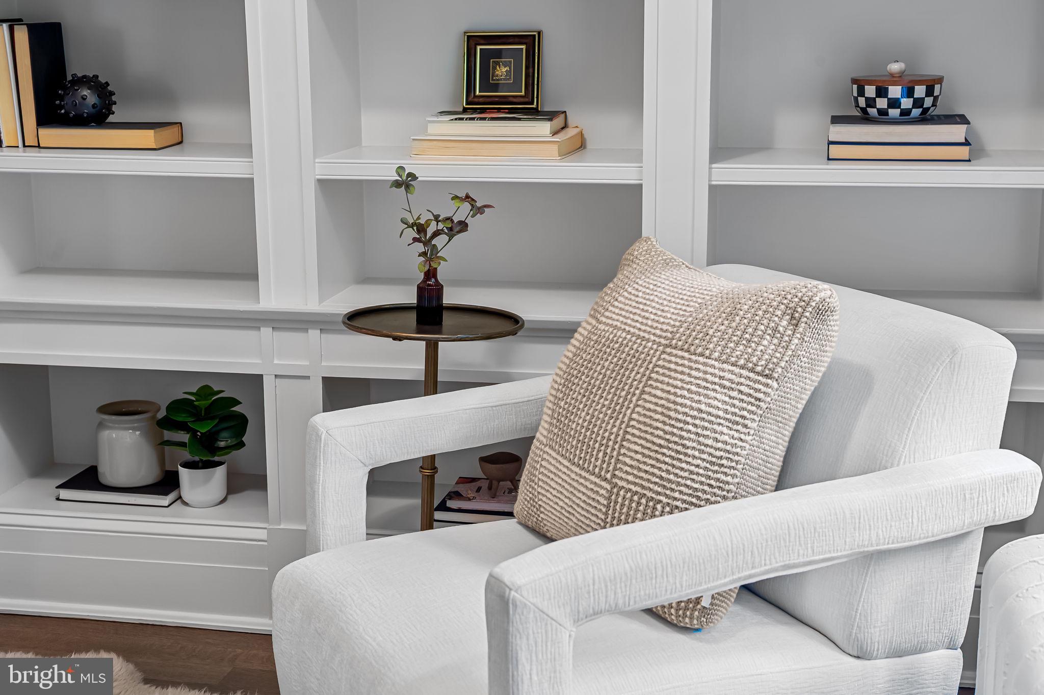 ROLAND PARK - Residential