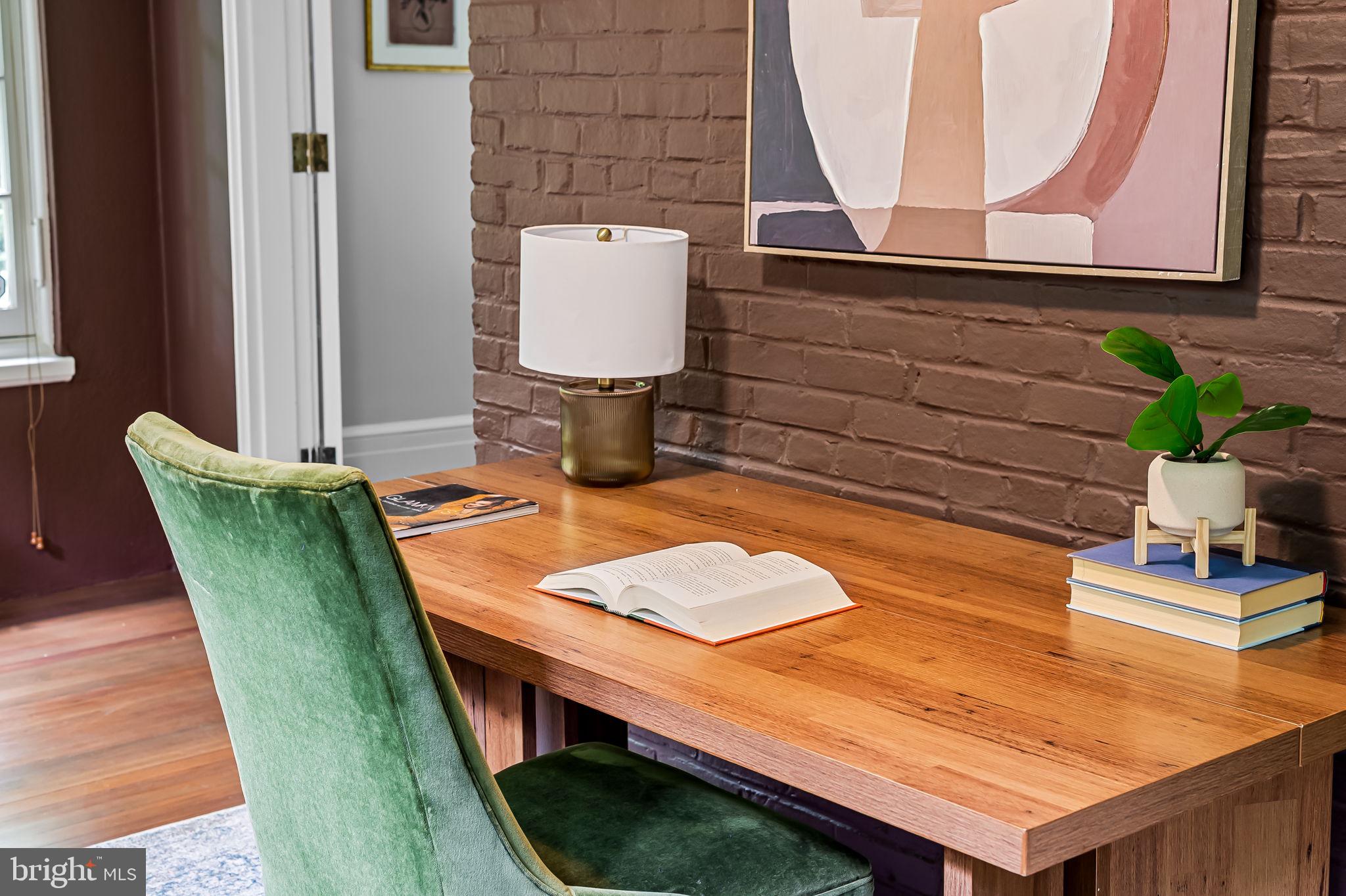 ROLAND PARK - Residential