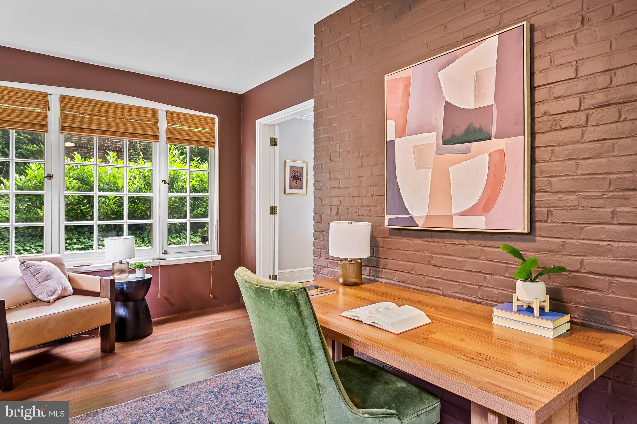 ROLAND PARK - Residential