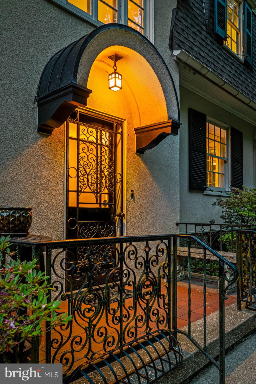 ROLAND PARK - Residential