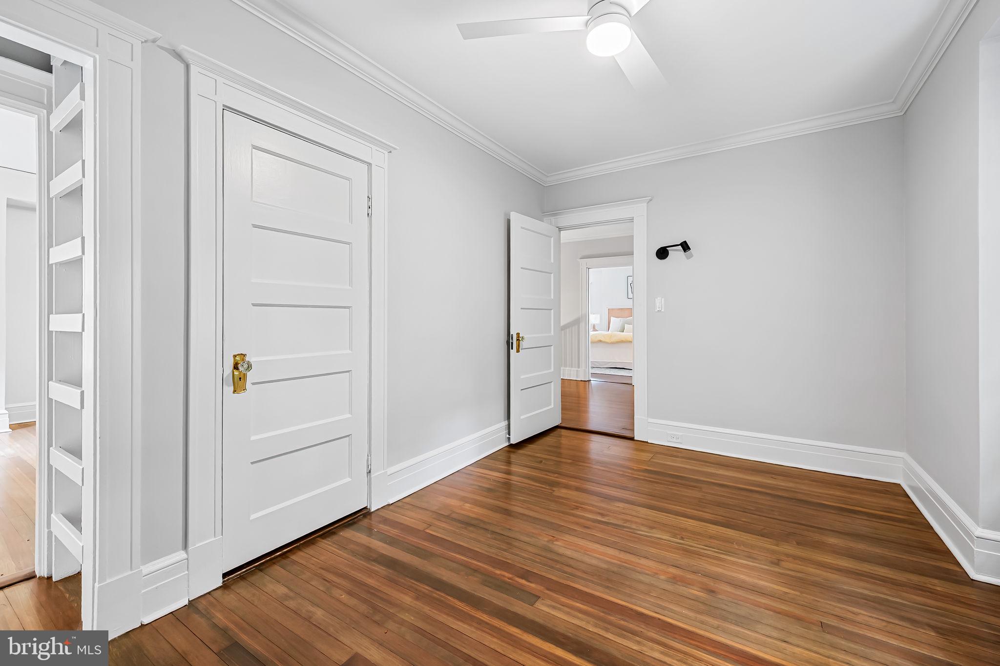 ROLAND PARK - Residential