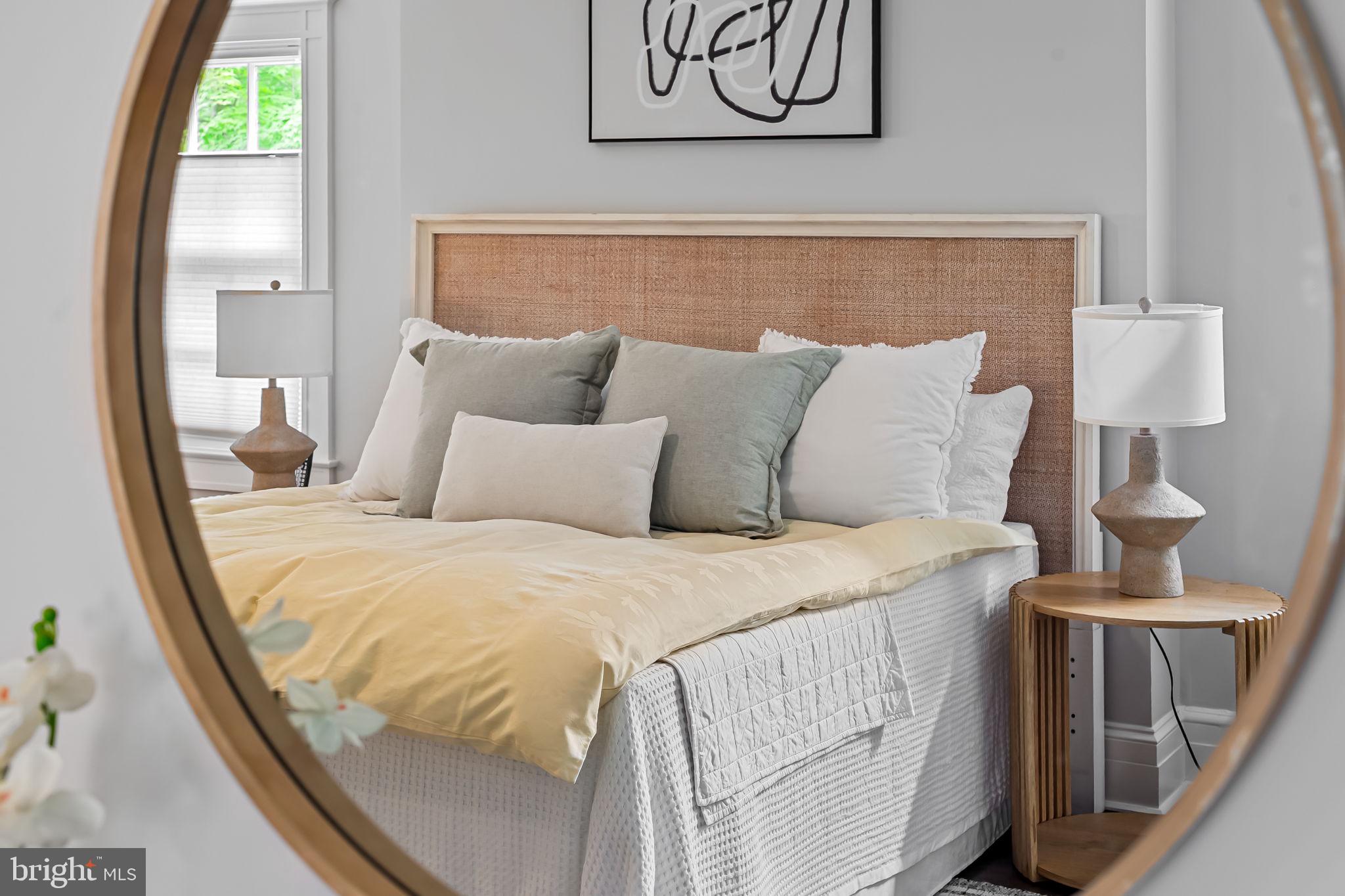ROLAND PARK - Residential