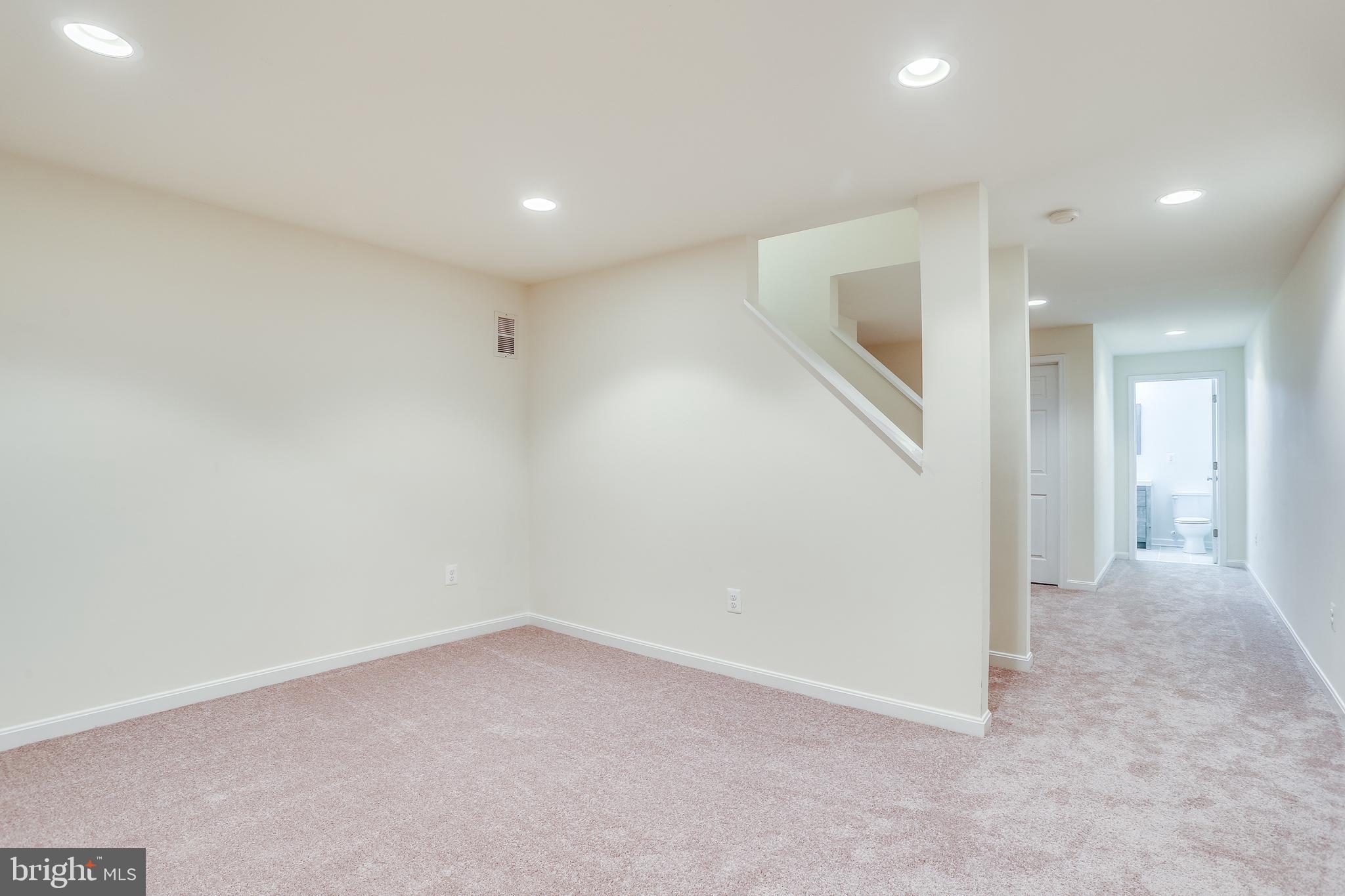 CENTENNIAL ESTATES - Residential Lease