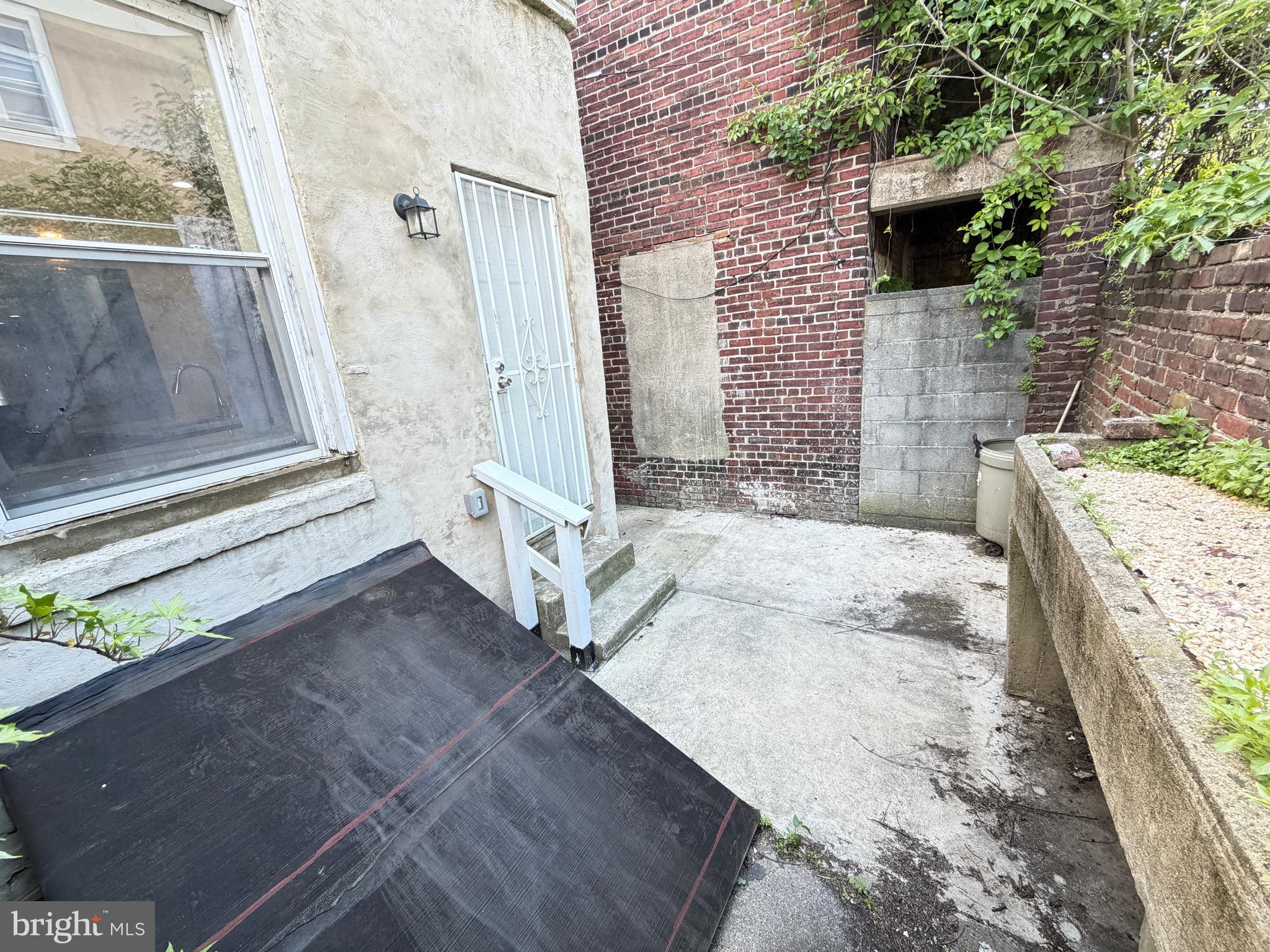 ALLEGHENY WEST - Residential