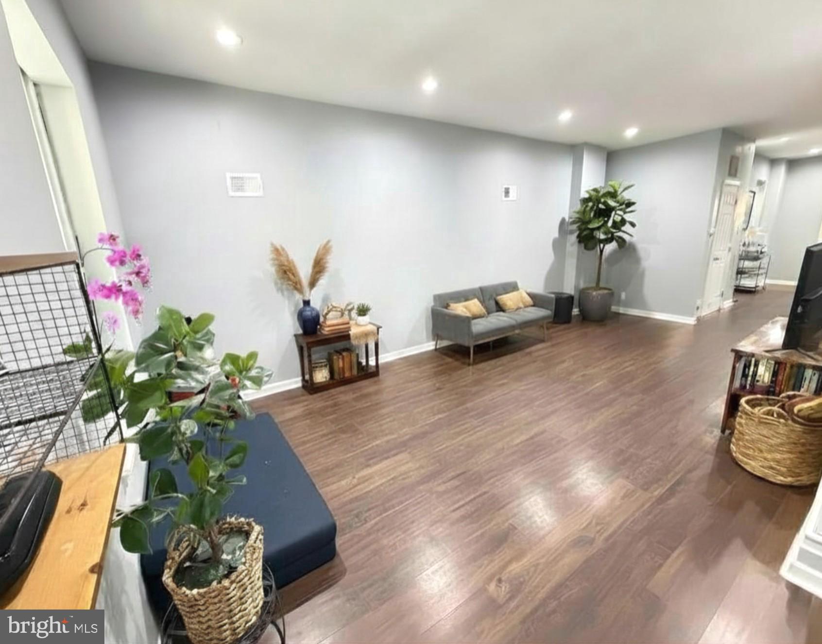 ALLEGHENY WEST - Residential