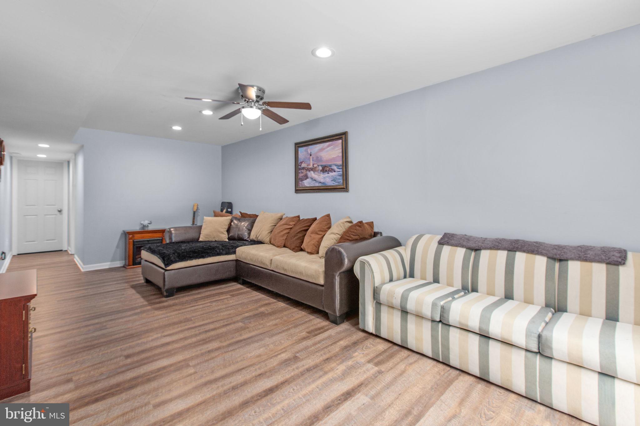 POTOMAC DIST - Residential
