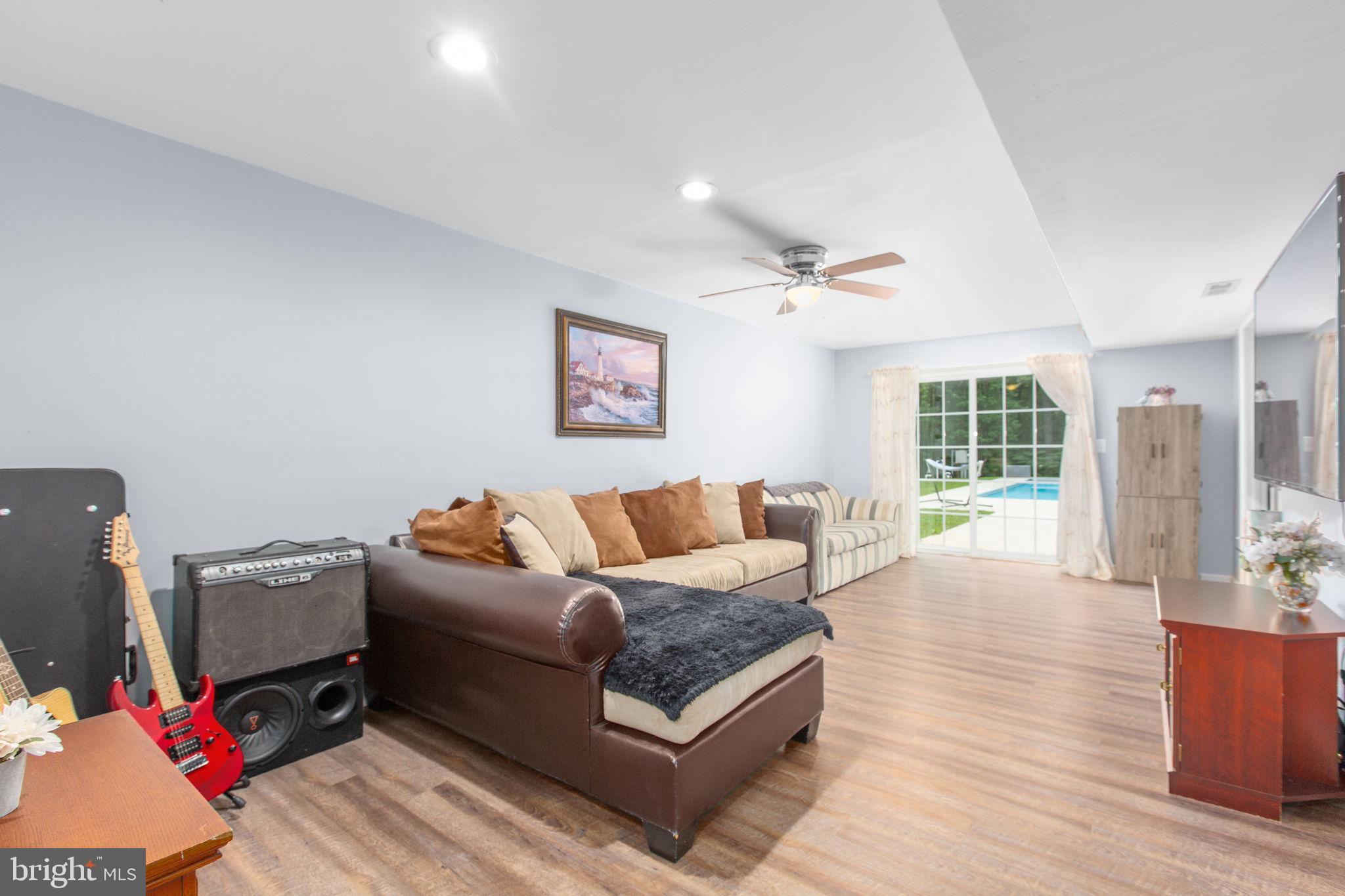 POTOMAC DIST - Residential