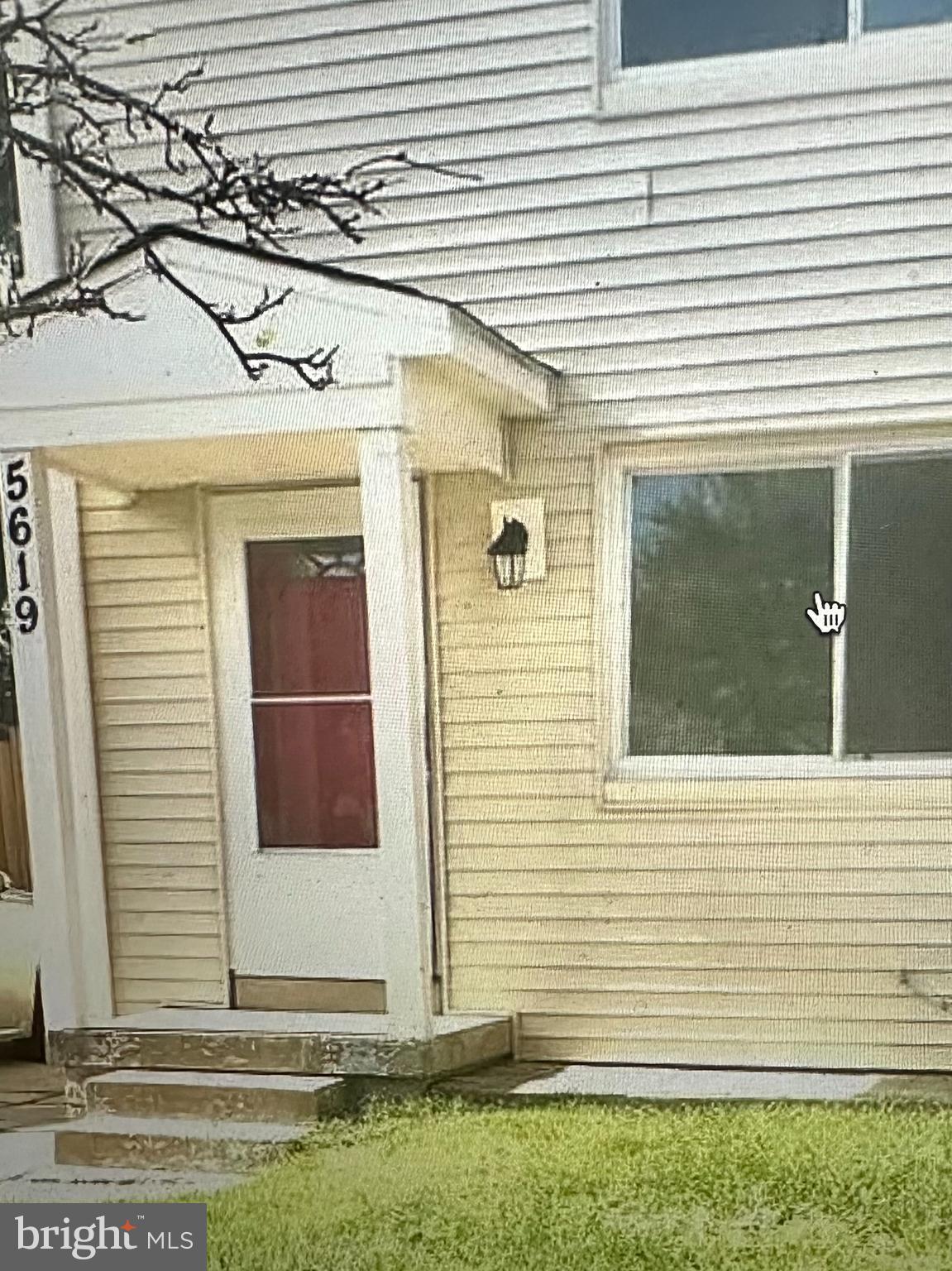 GREAT LOCATION FOR  A  DUPLEX IN ARLINGTON *****CLOSE TO PENTAGON METRO BUS AND BALLSTON SCIENCE AND TECHNOLOGY OFFICES.  LOTS OF IMPROVEMENT DONE IN THE LAST FOUR YEARS INCLUDE ROOF, HVAC, WINDOWS, ELECTRICAL, KITCHEN, BATH, & FLOORING AND MUCH MORE !!!! FENCED  BACKYARD WITH BRICK PATIO ***CLOSE TO MAJOR ROUTES OF I-395, 50 & 7, SHOPPING CENTERS, GROCERY CENTERS AND COMMUNITY CENTERS.