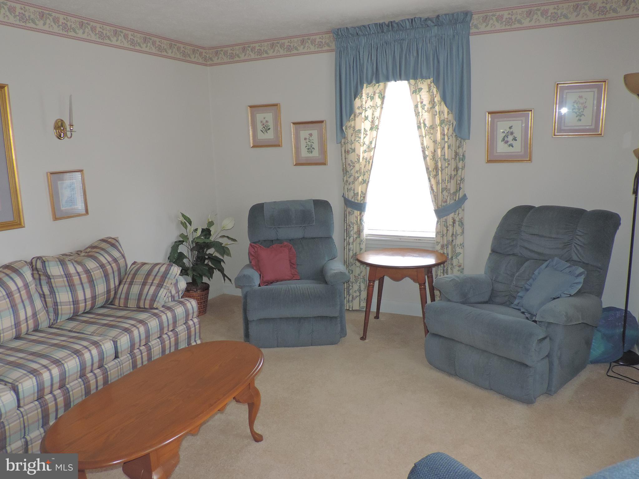ABERDEEN HILLS - Residential