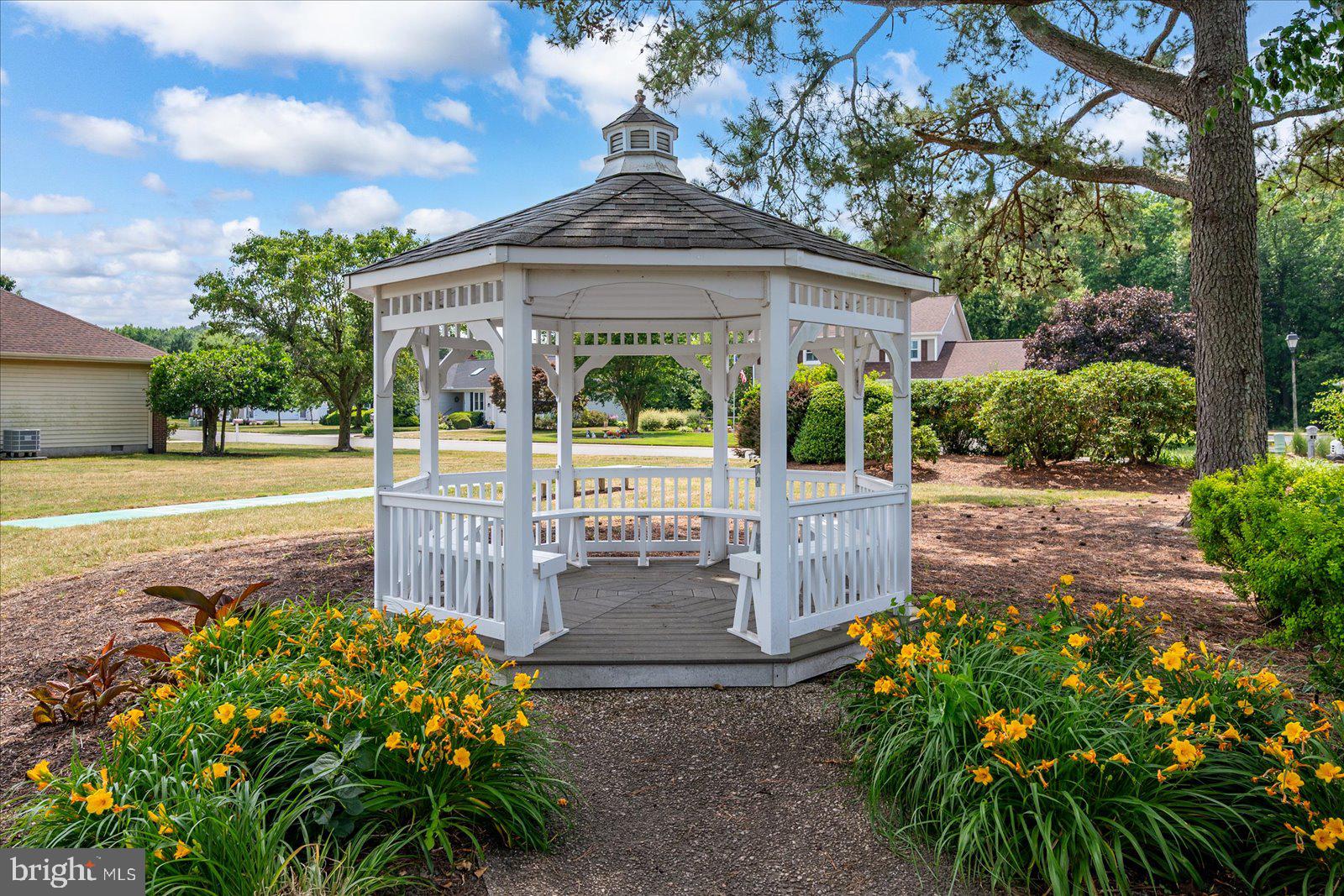 MILL POND - Residential
