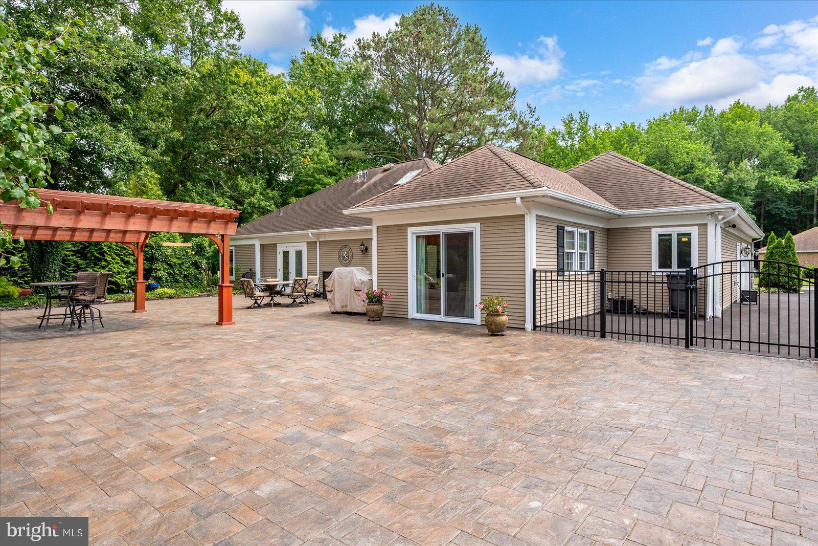 MILL POND - Residential