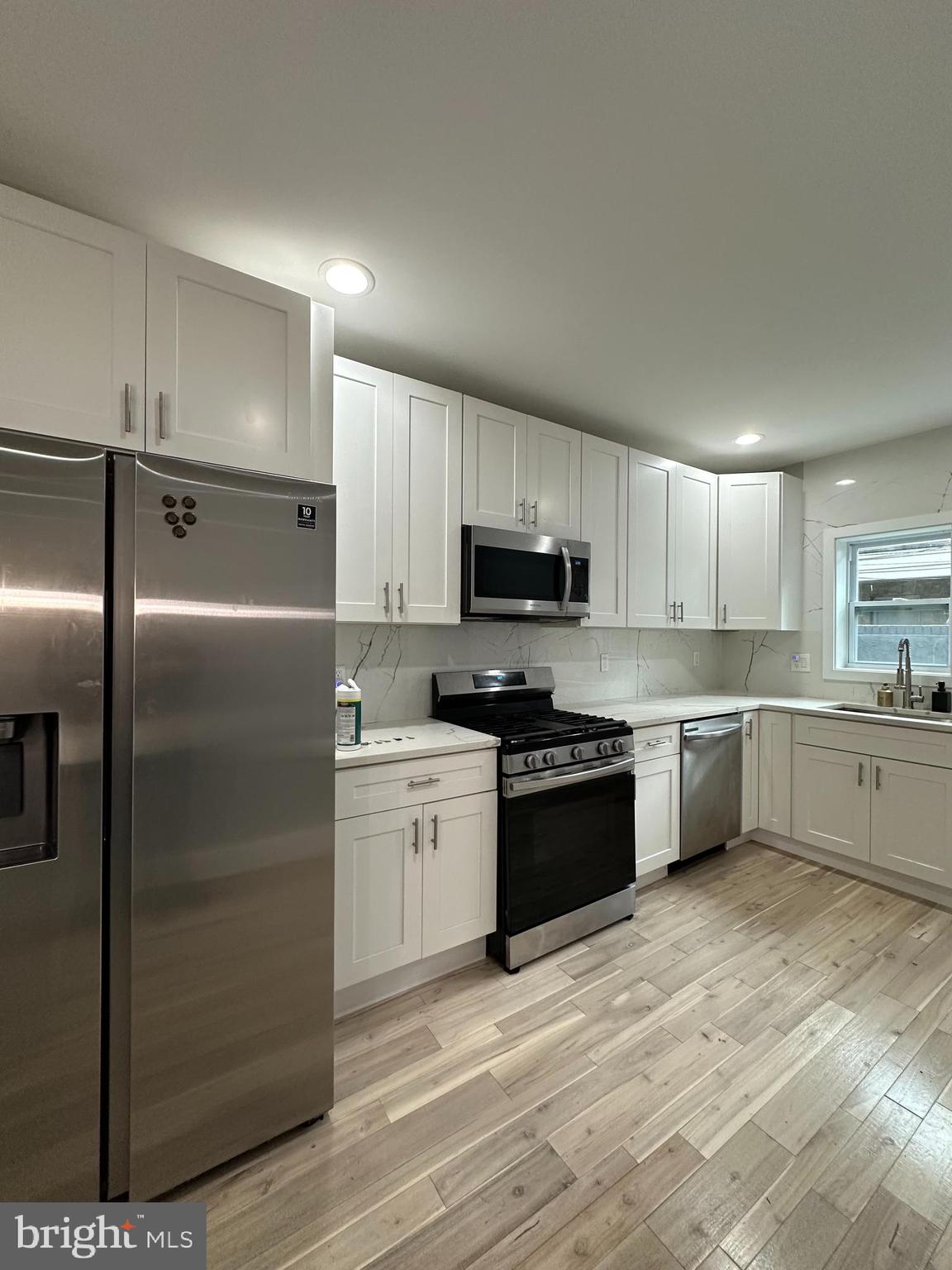 GRAYS FERRY - Residential