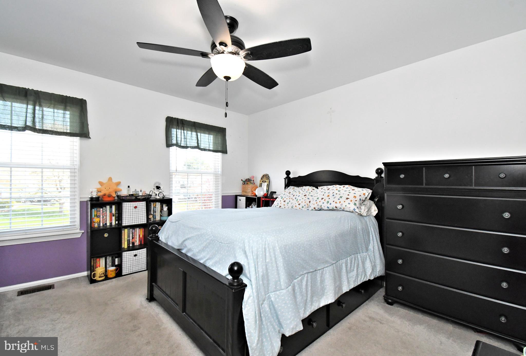 BARNSLEIGH EAST - Residential
