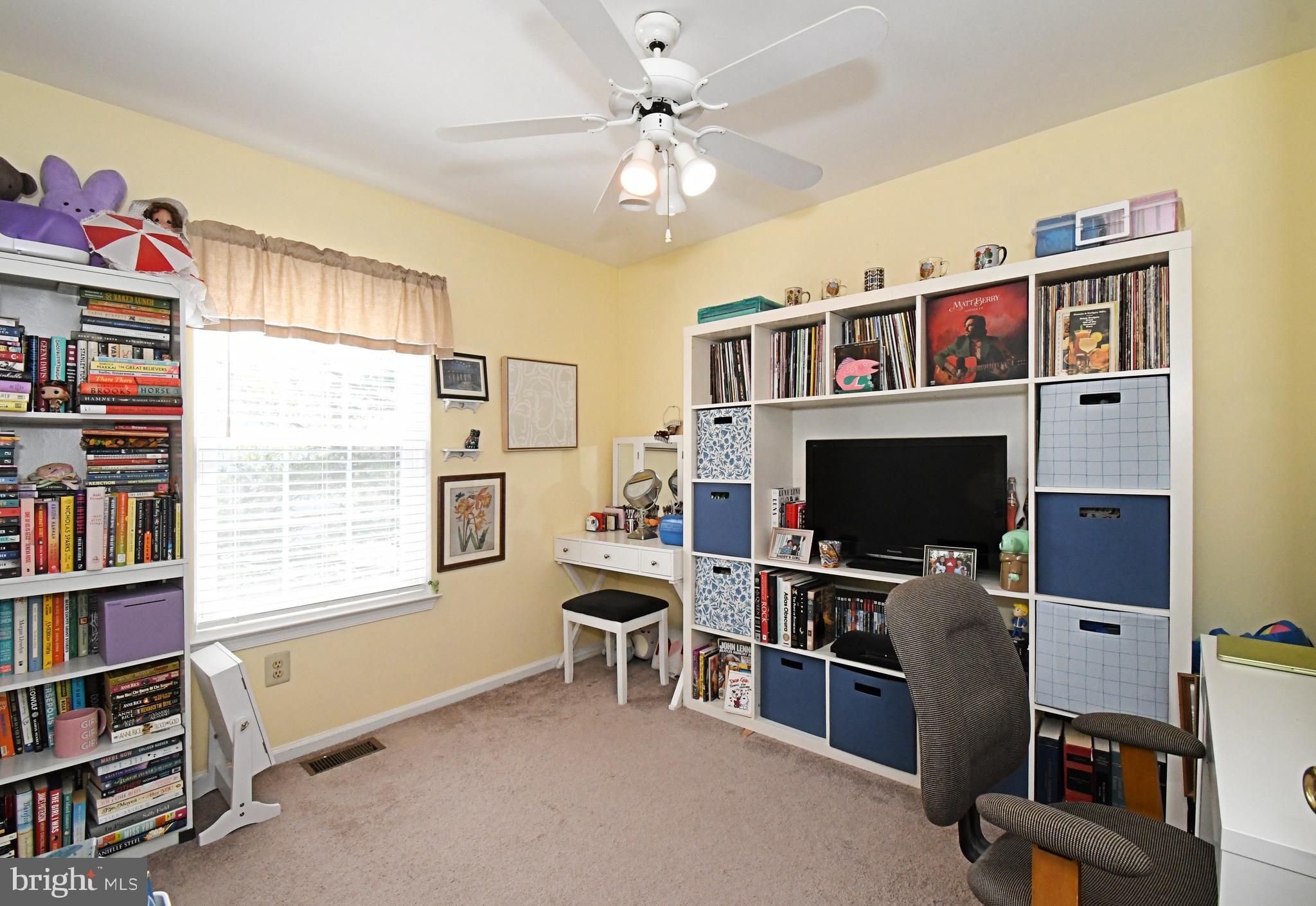 BARNSLEIGH EAST - Residential