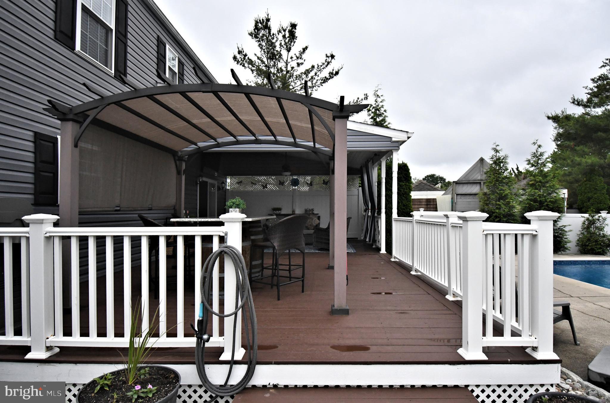 BARNSLEIGH EAST - Residential