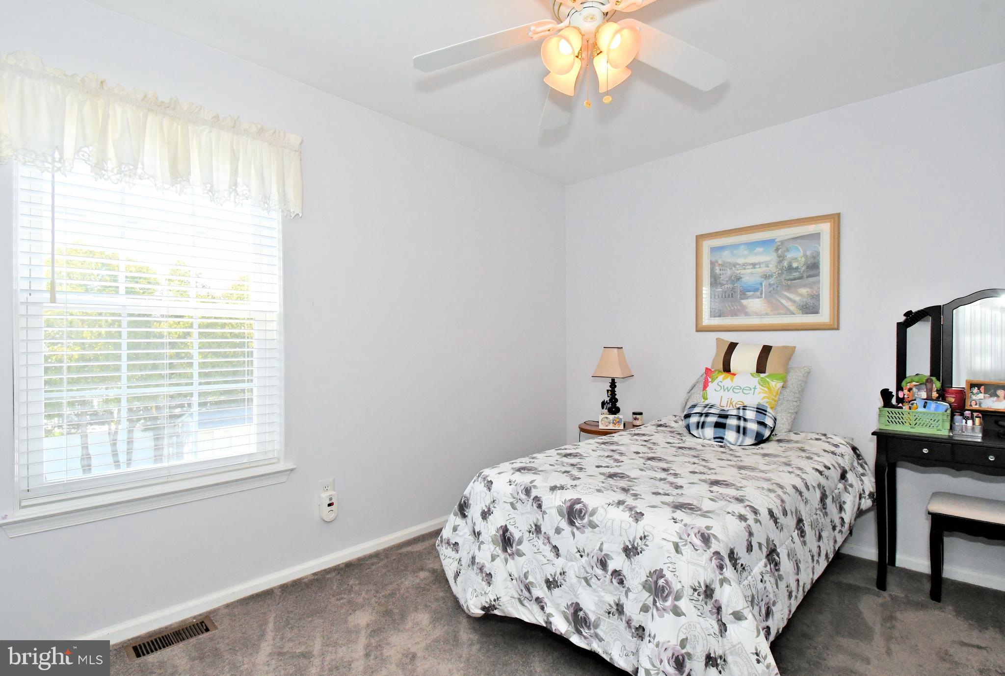 BARNSLEIGH EAST - Residential