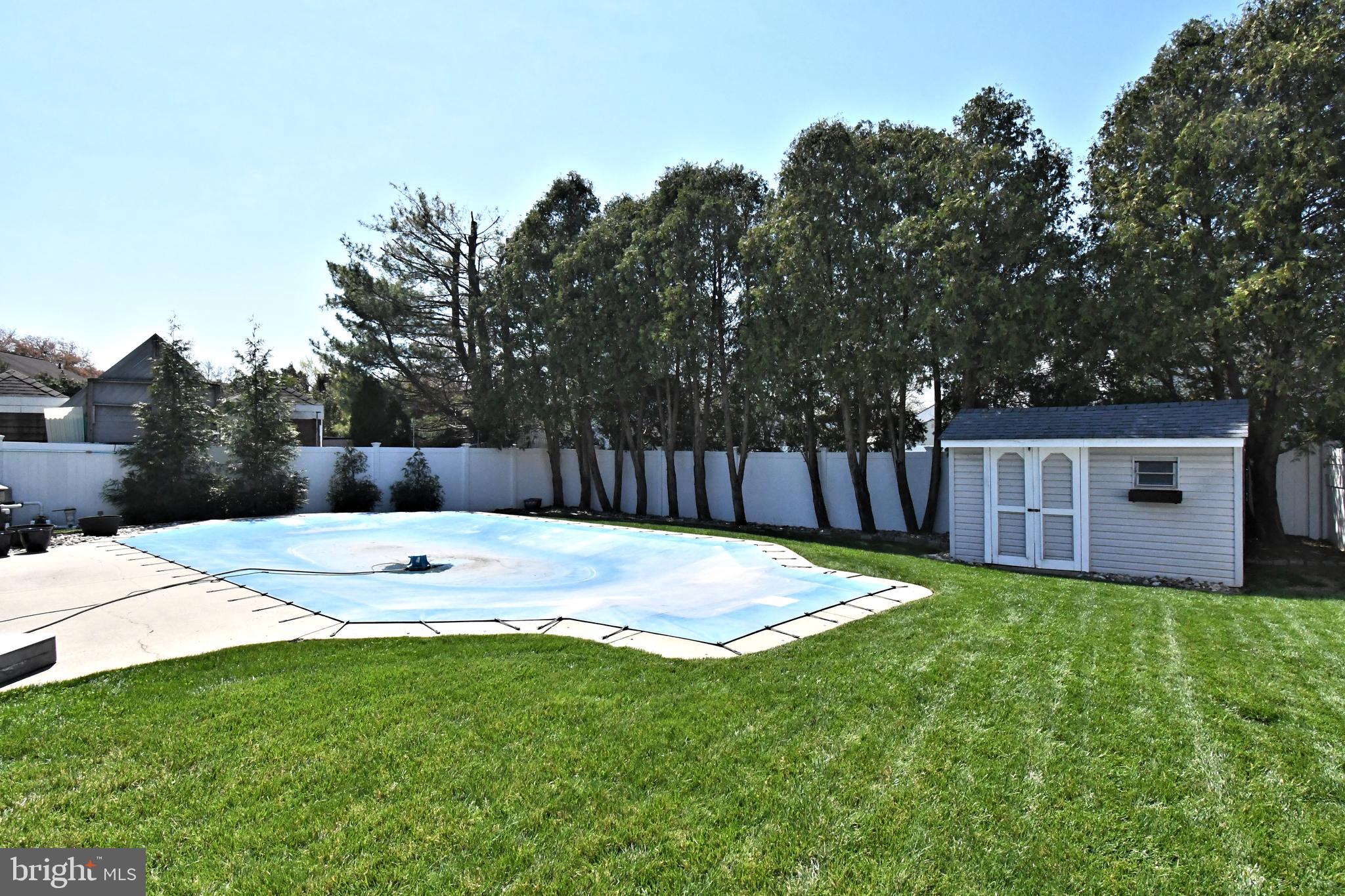 BARNSLEIGH EAST - Residential