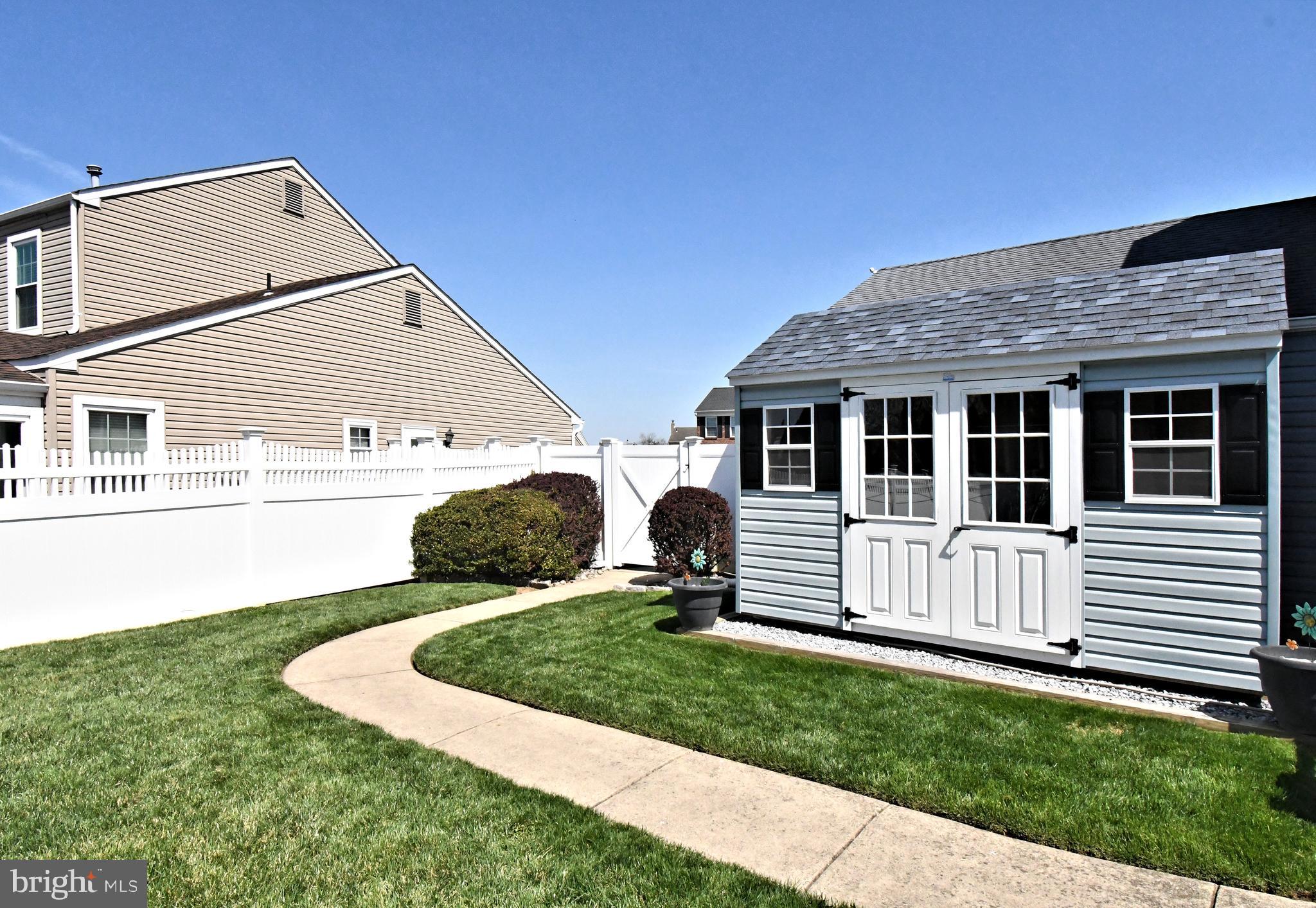 BARNSLEIGH EAST - Residential