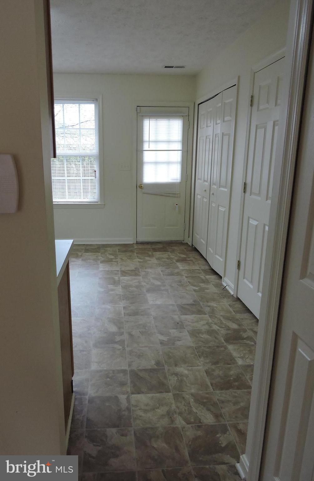 COVENTRY CREEK - Residential Lease
