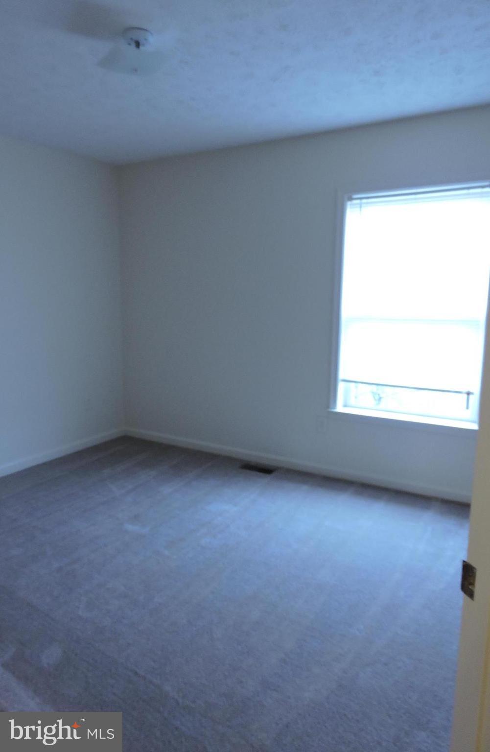 COVENTRY CREEK - Residential Lease