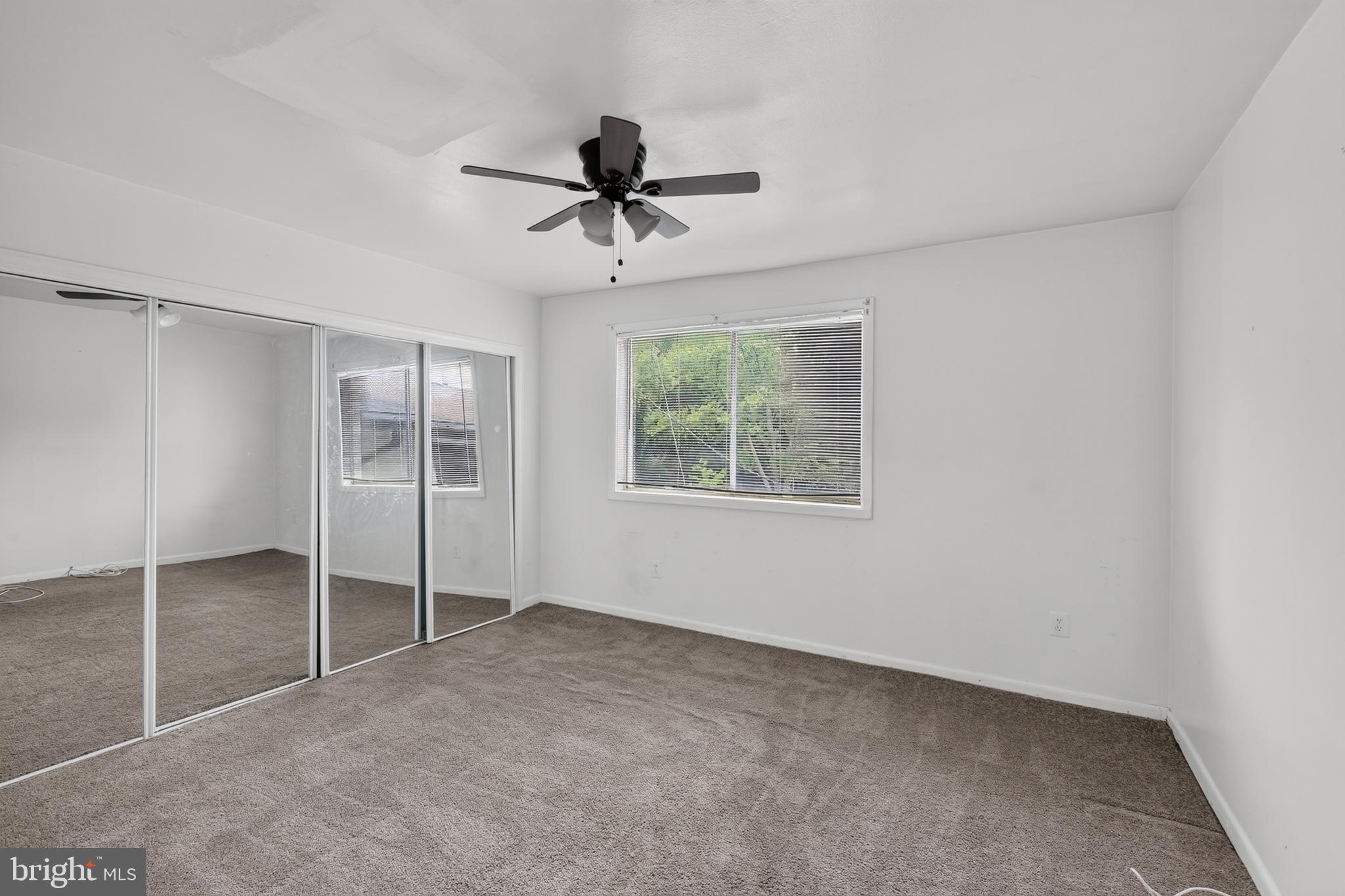 HUNTCREST CONDOMINIUM - Residential