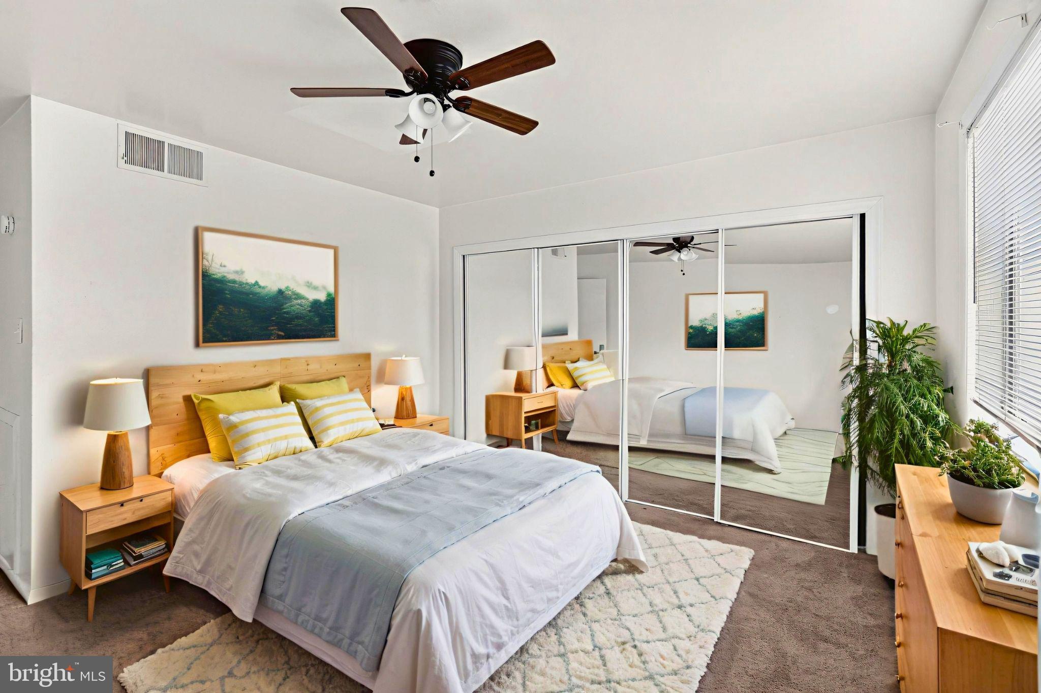 HUNTCREST CONDOMINIUM - Residential