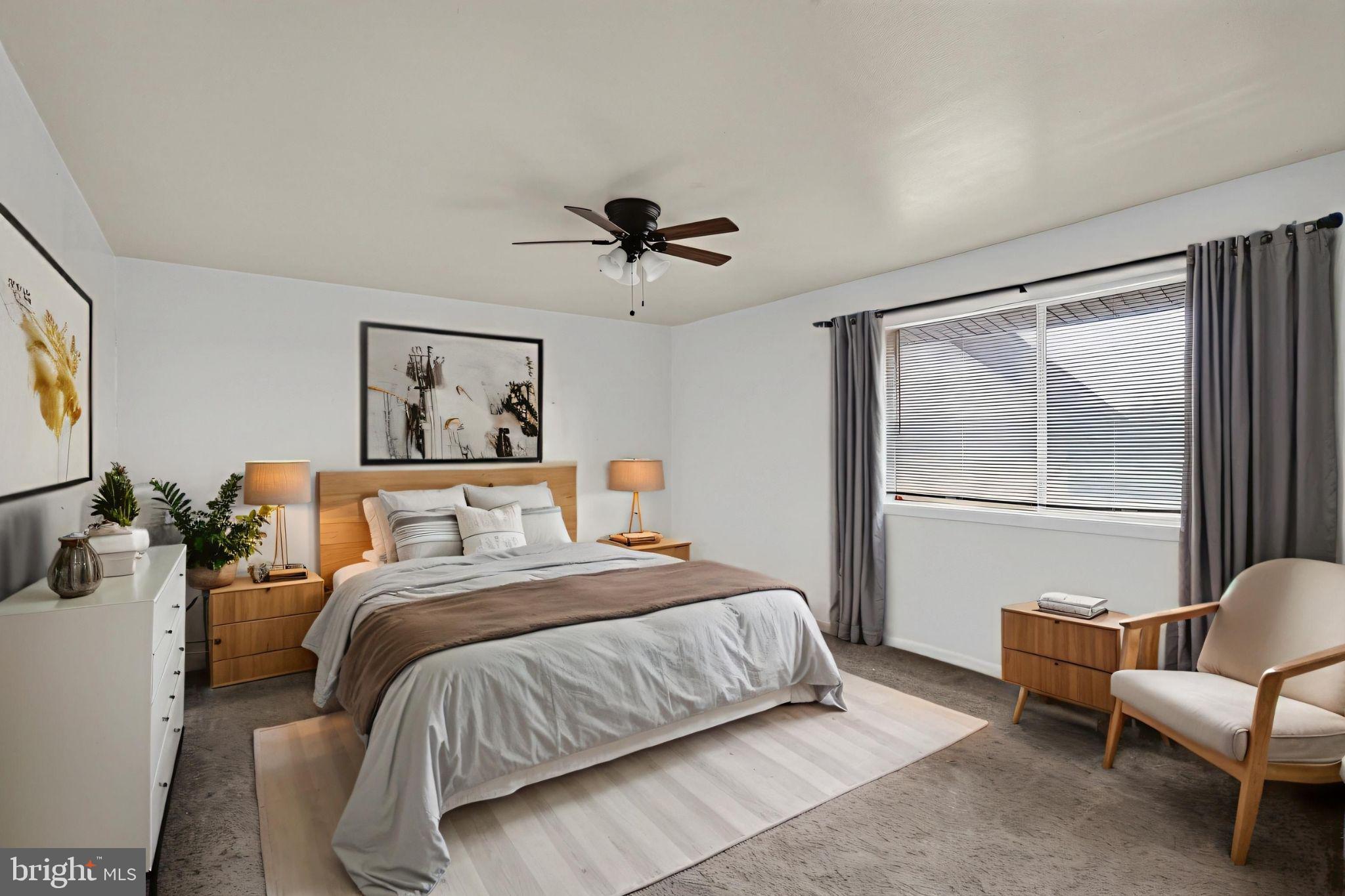 HUNTCREST CONDOMINIUM - Residential