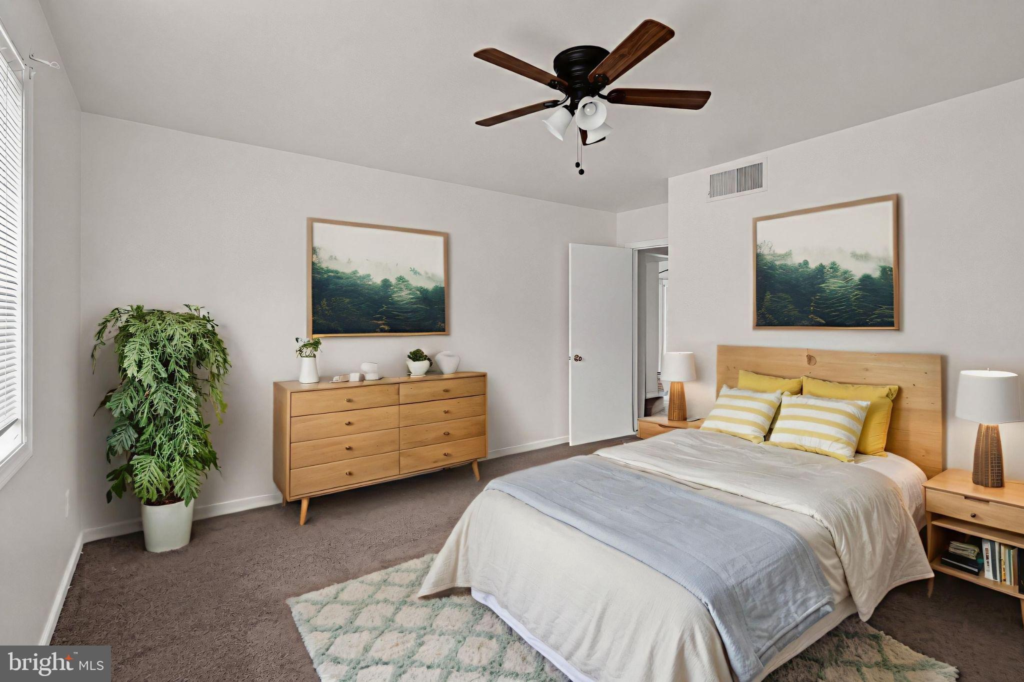 HUNTCREST CONDOMINIUM - Residential