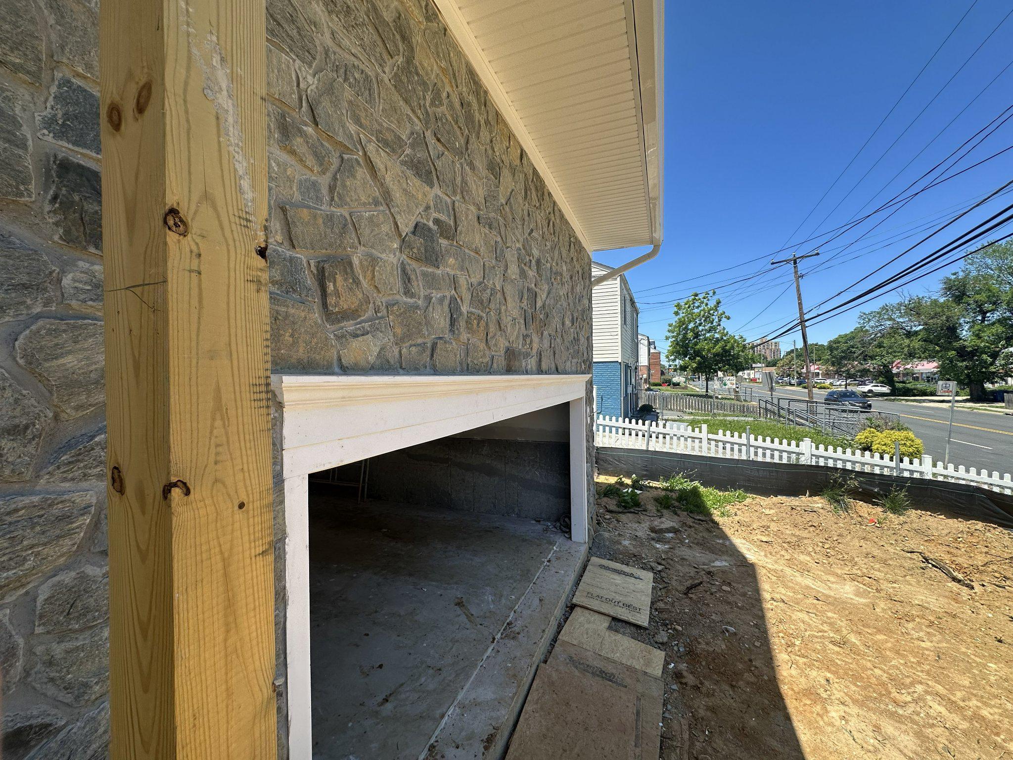 HUNTINGTON - Residential