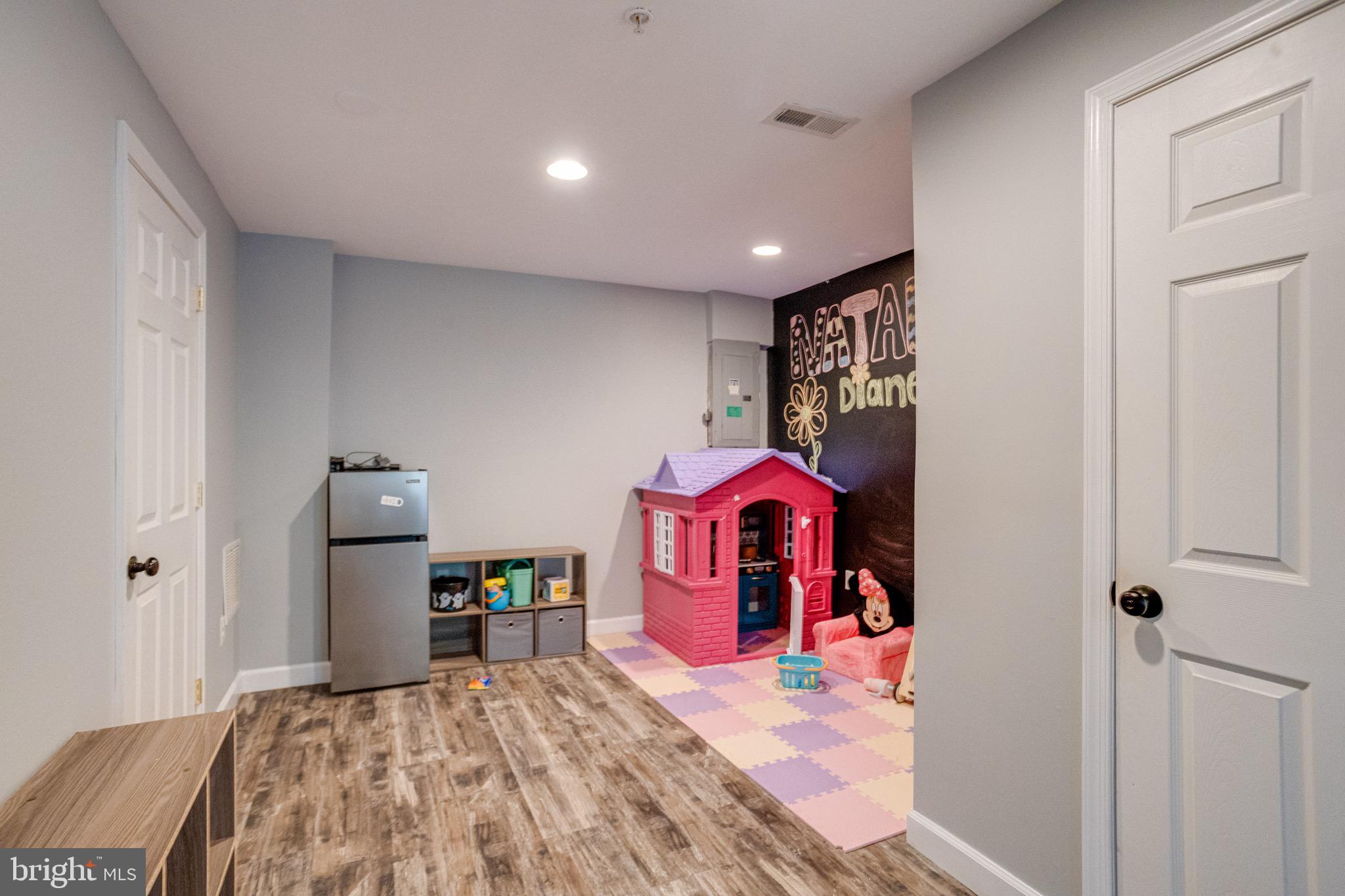 GRACECROFT - Residential