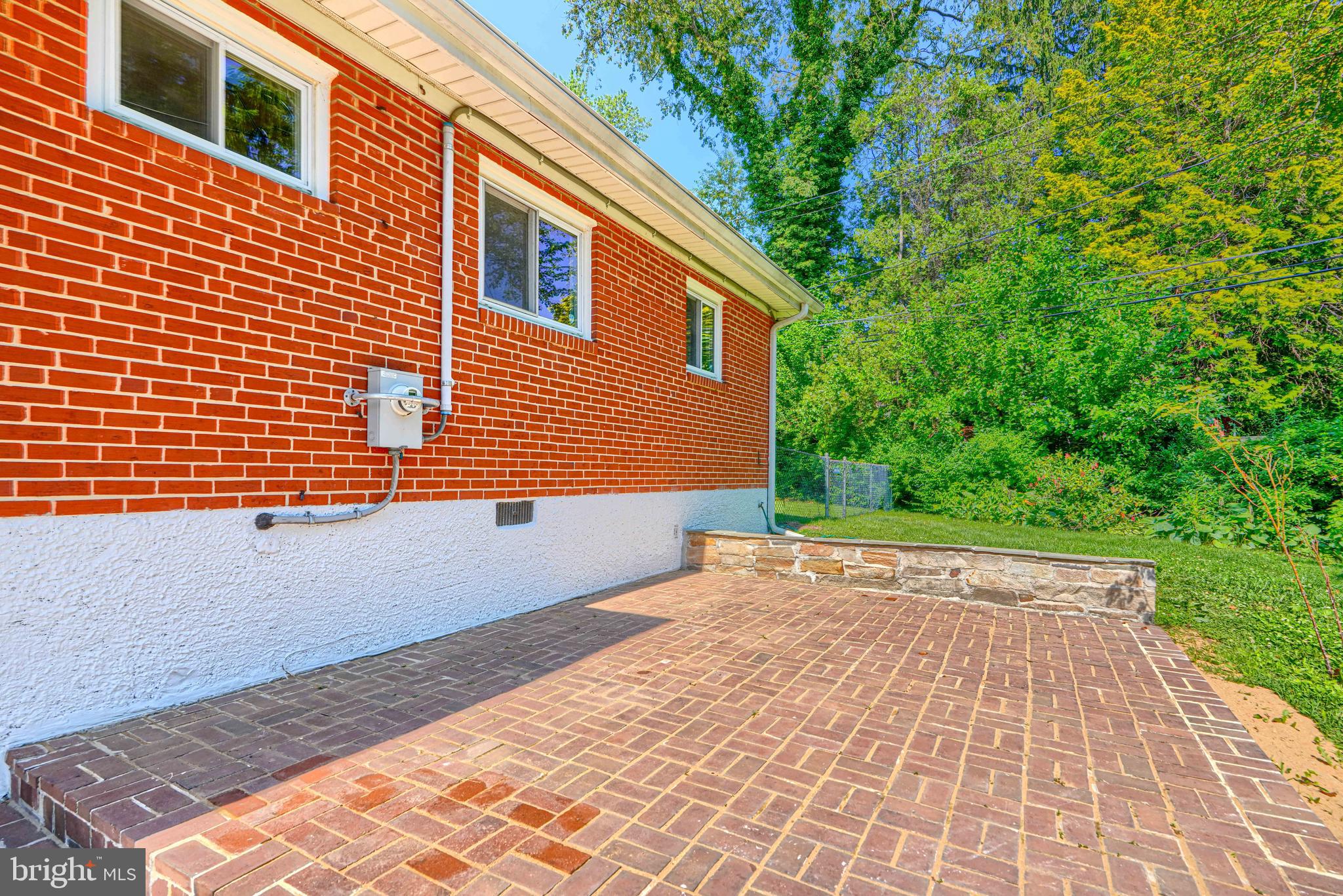 GLENMONT - Residential