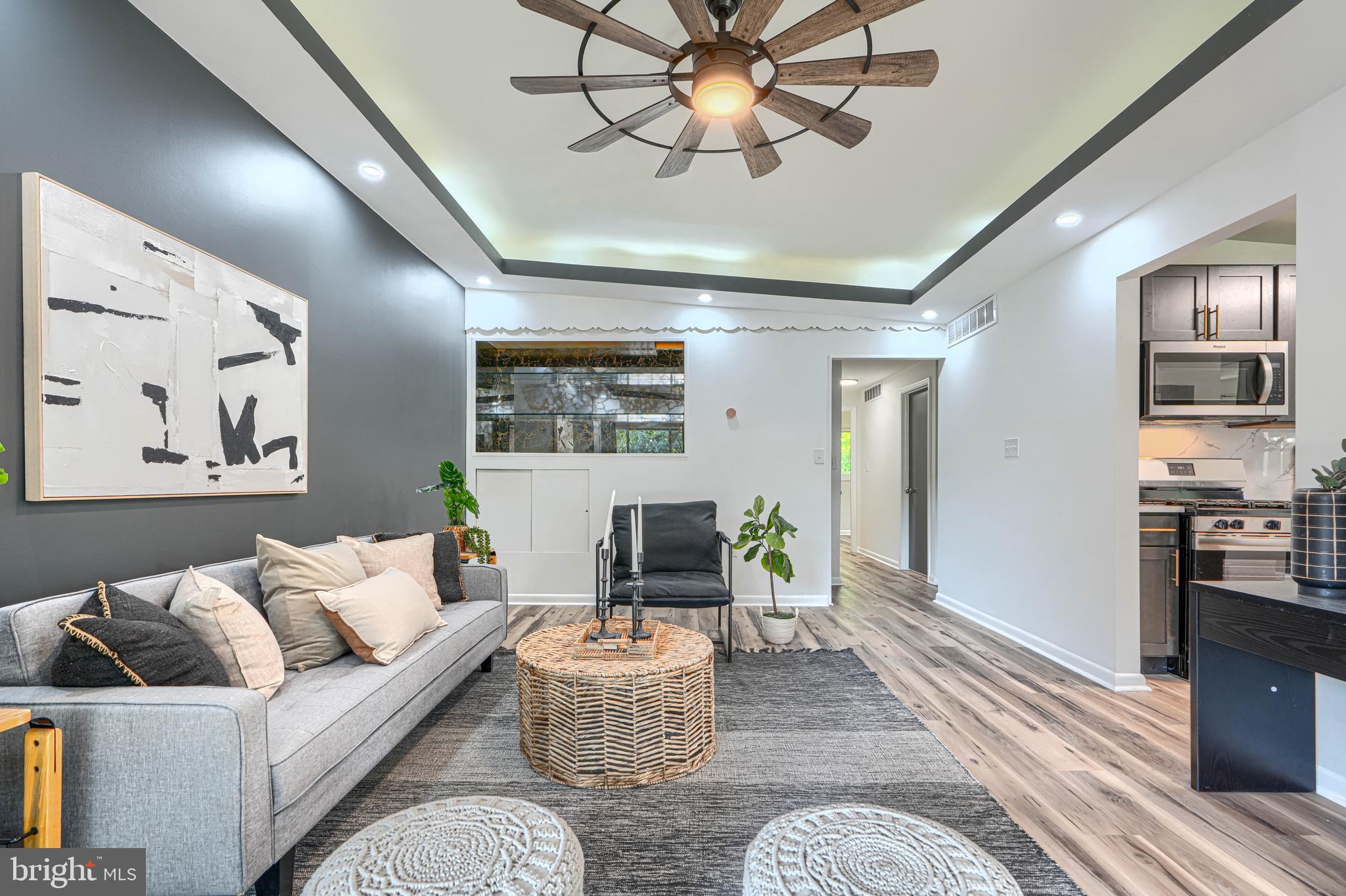 GLENMONT - Residential