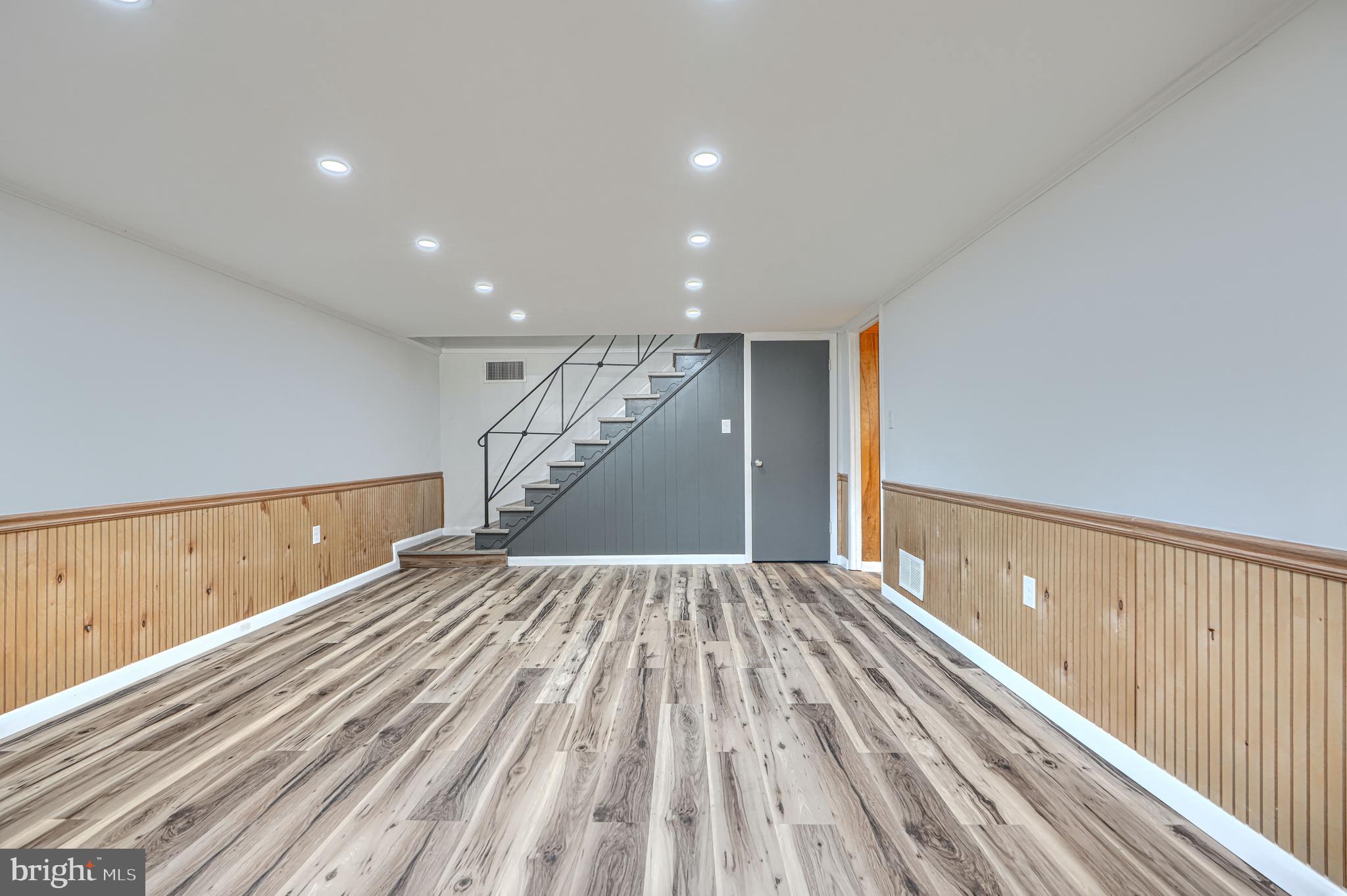GLENMONT - Residential