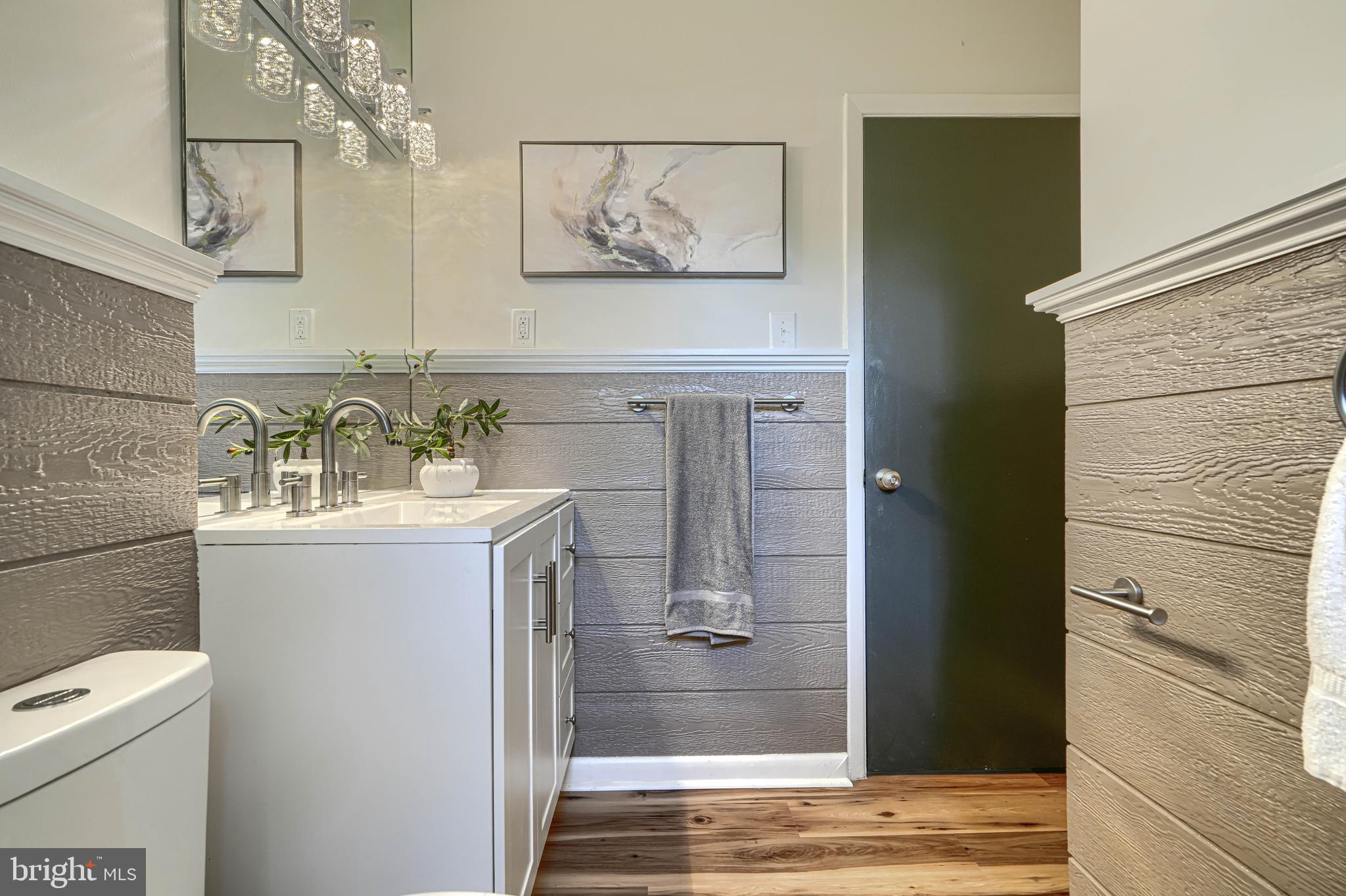 GLENMONT - Residential