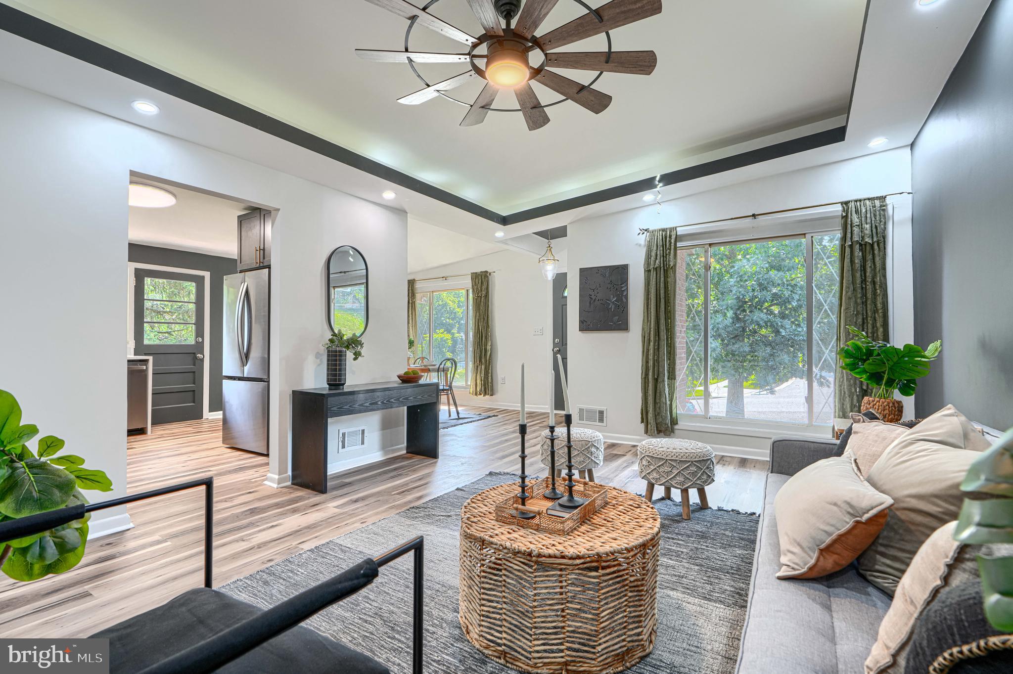 GLENMONT - Residential
