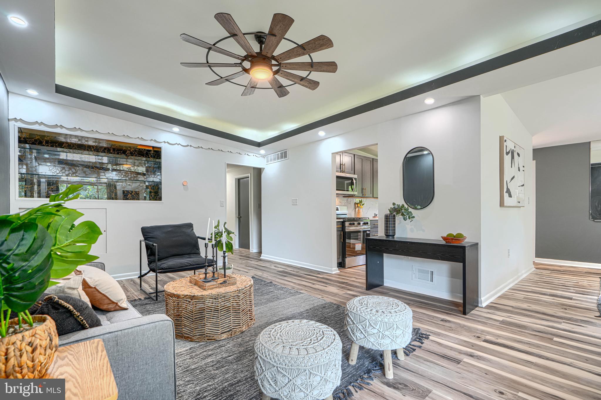 GLENMONT - Residential