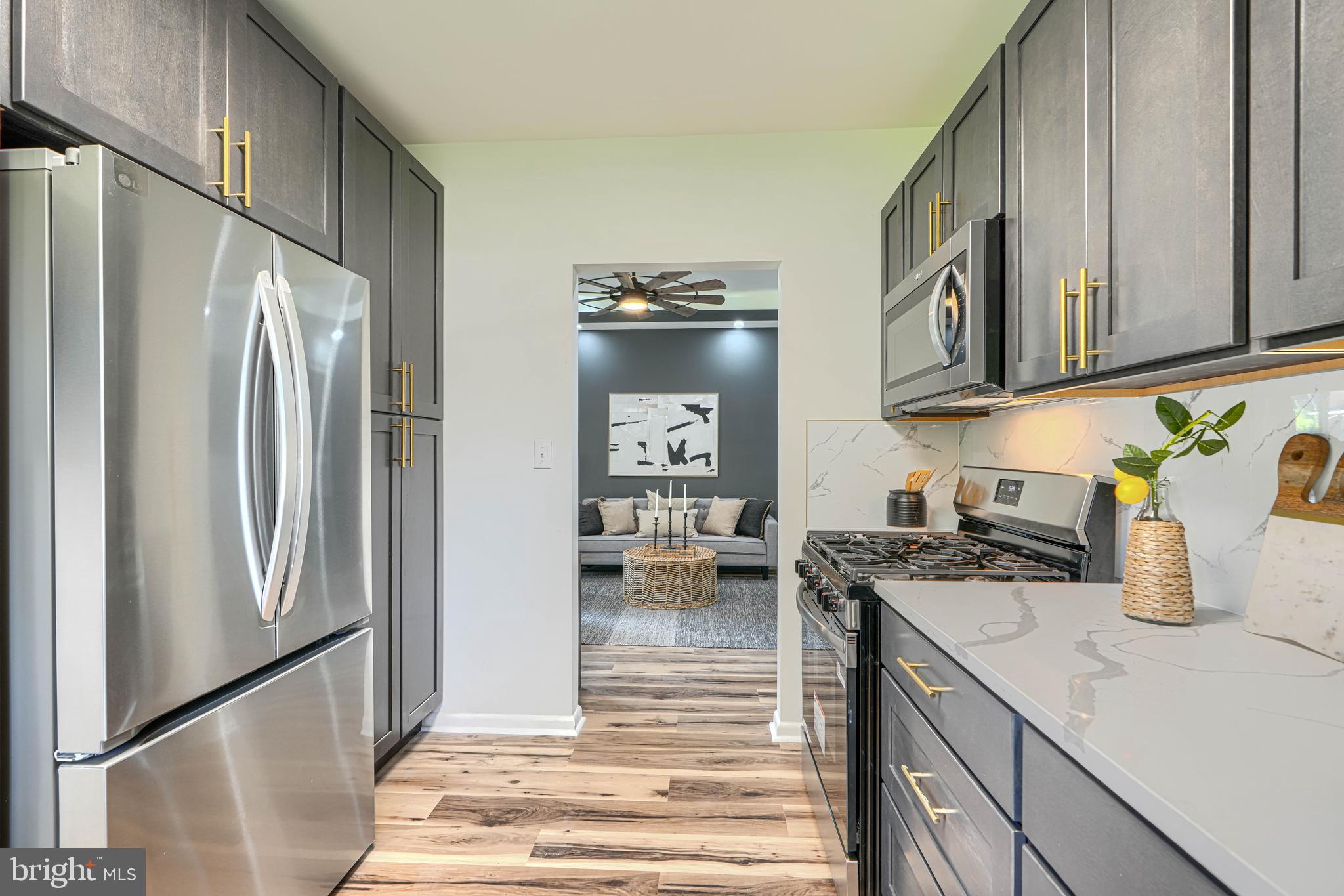 GLENMONT - Residential