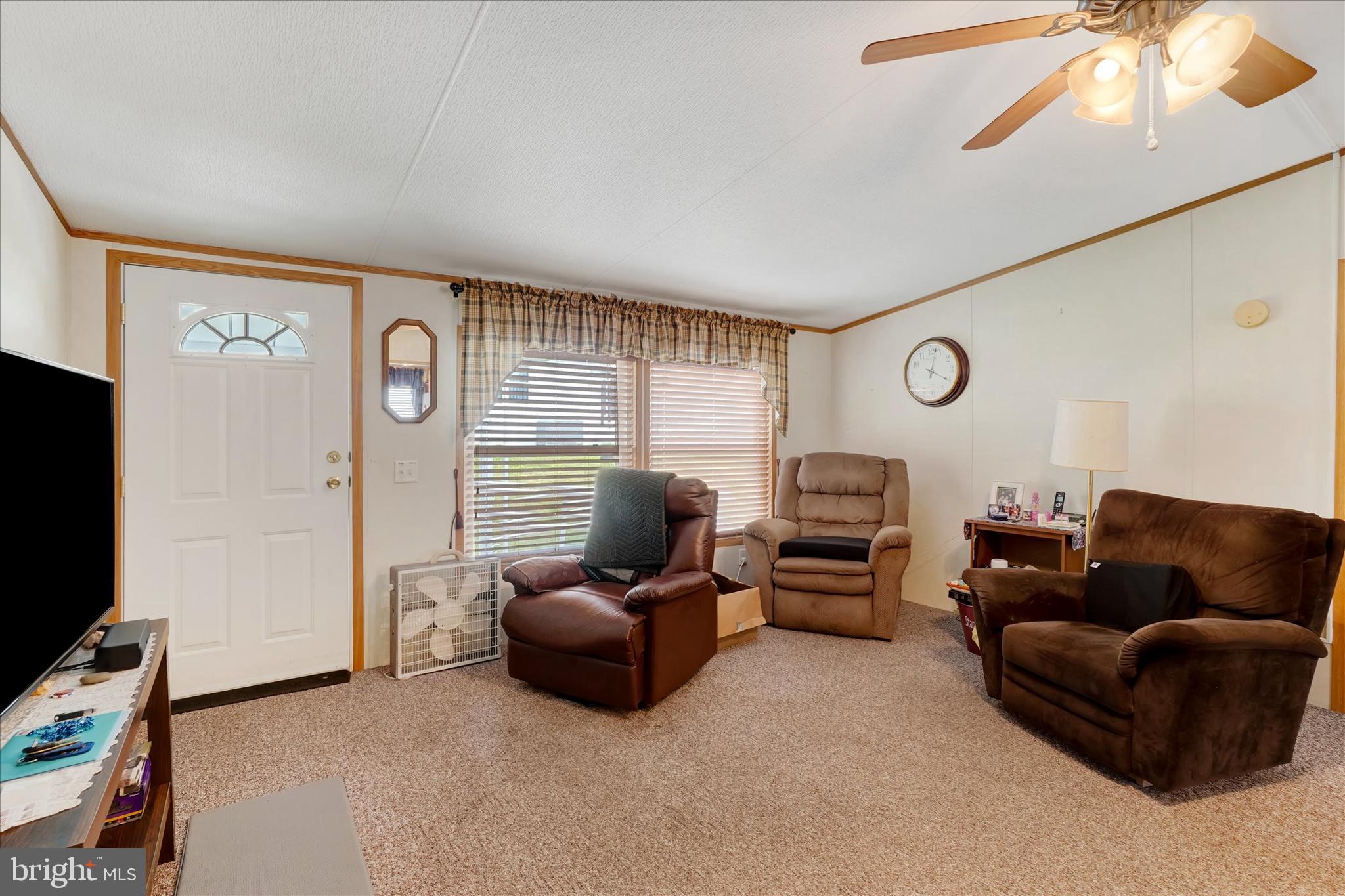 DEERFIELD VILLAGE MHP - Residential