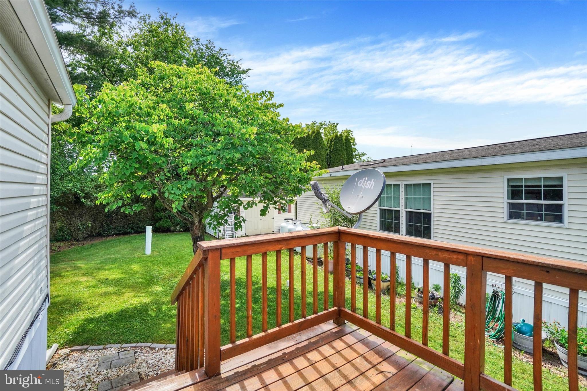 DEERFIELD VILLAGE MHP - Residential